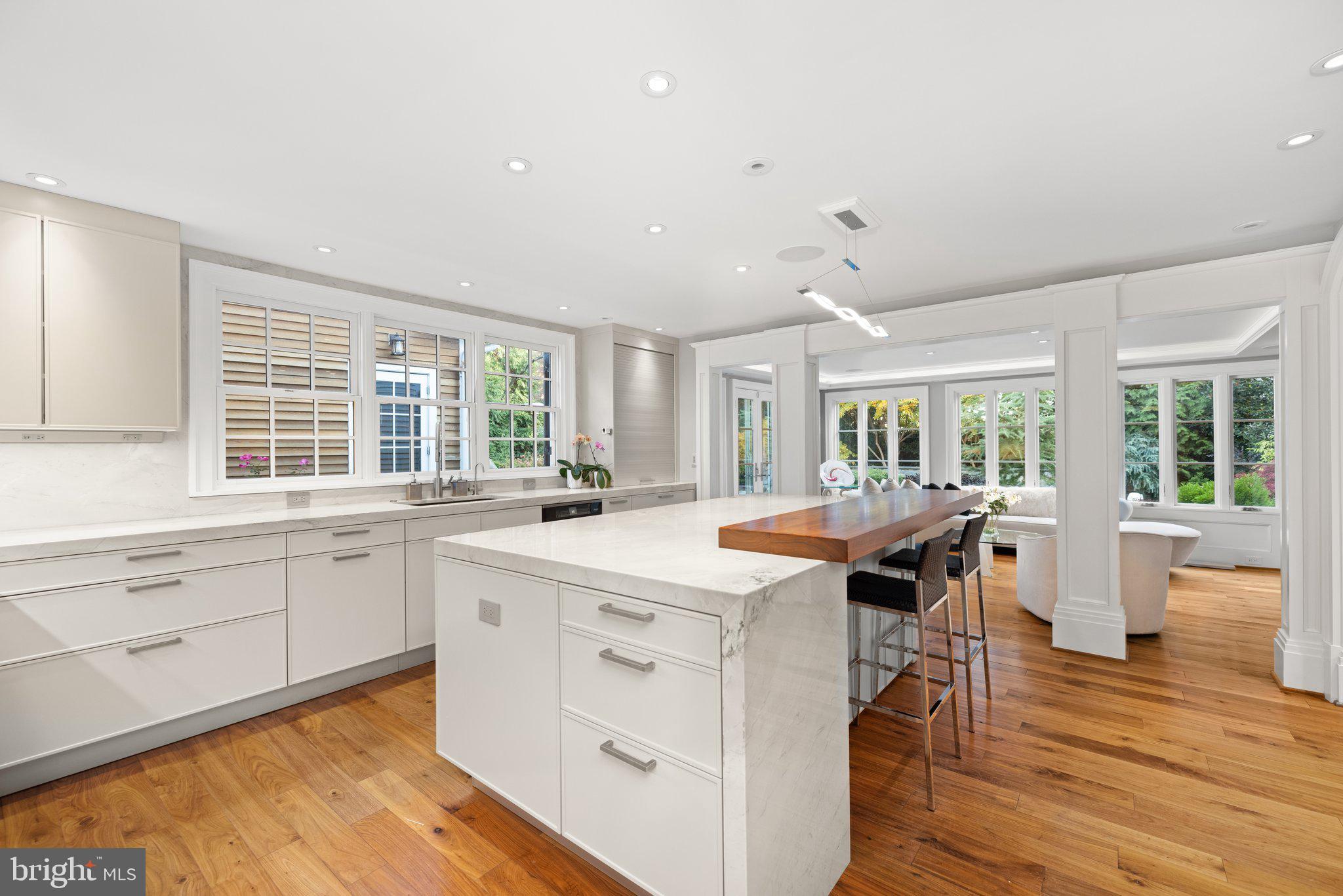GEORGETOWN - Residential
