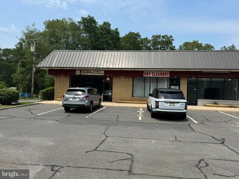 Photo of 519 Lakehurst Road #E, BROWNS MILLS, NJ 08015 (MLS # NJBL2104490)