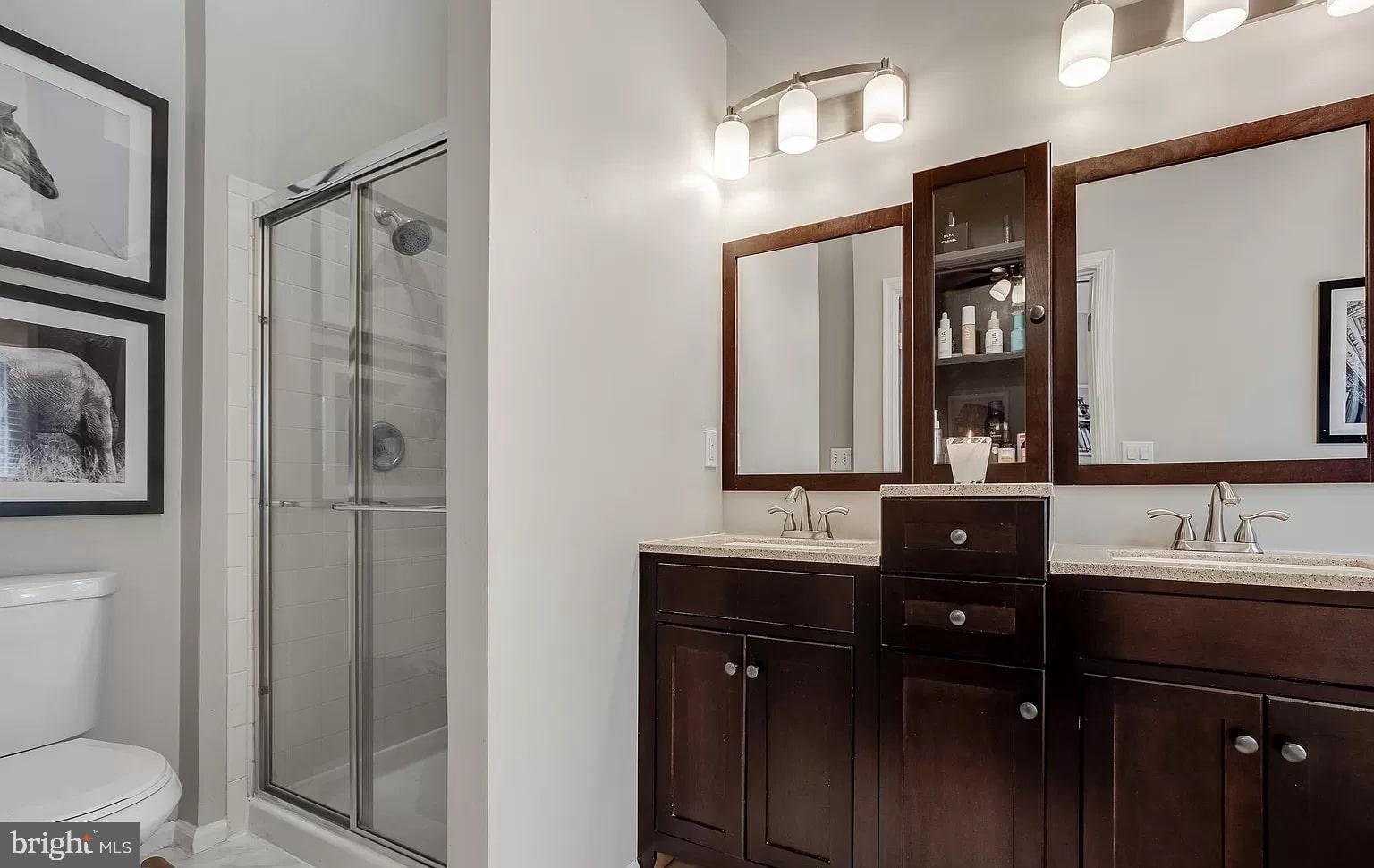 KINGSTOWNE - Residential Lease