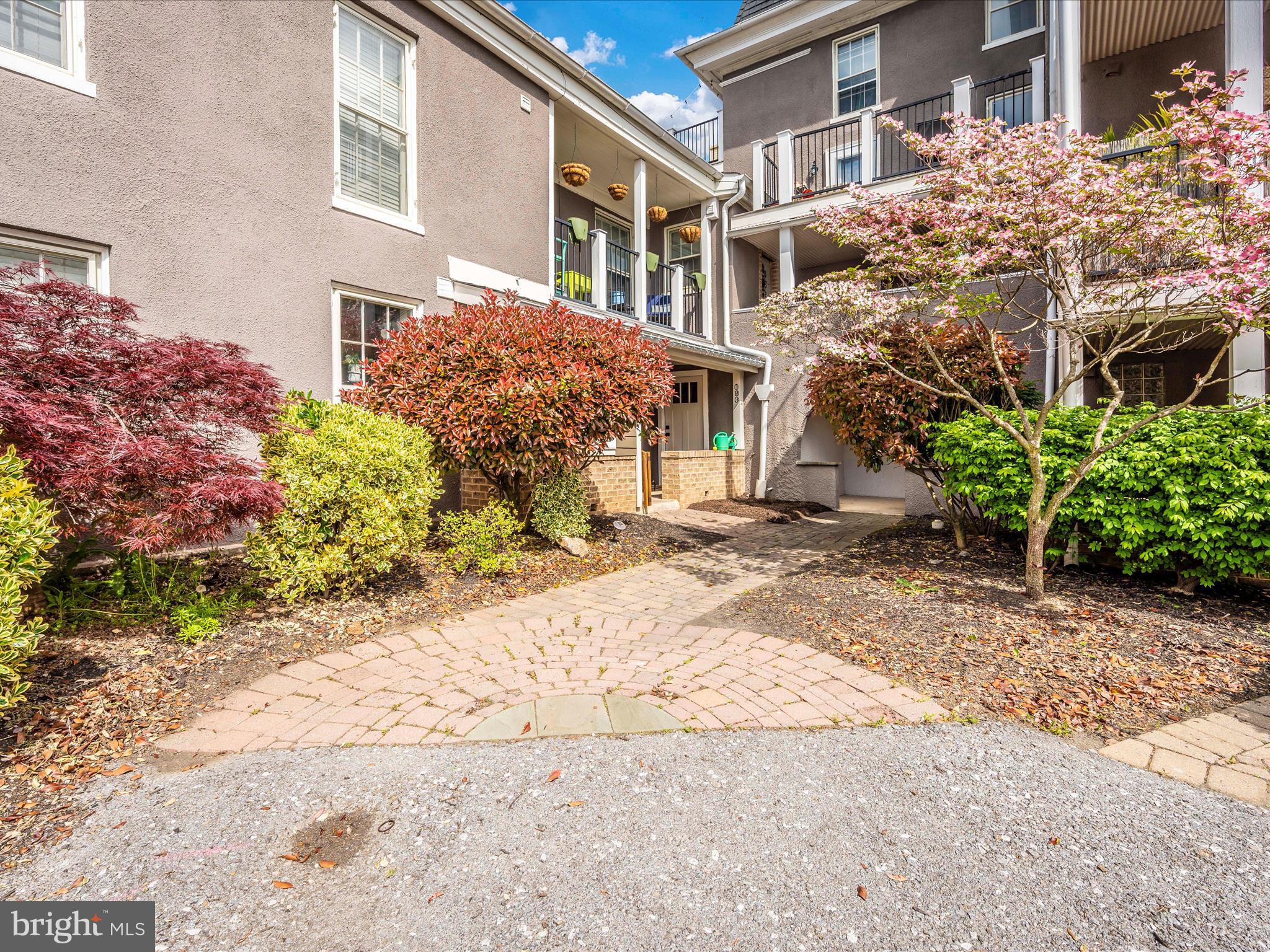 MOUNT PROSPECT - Residential