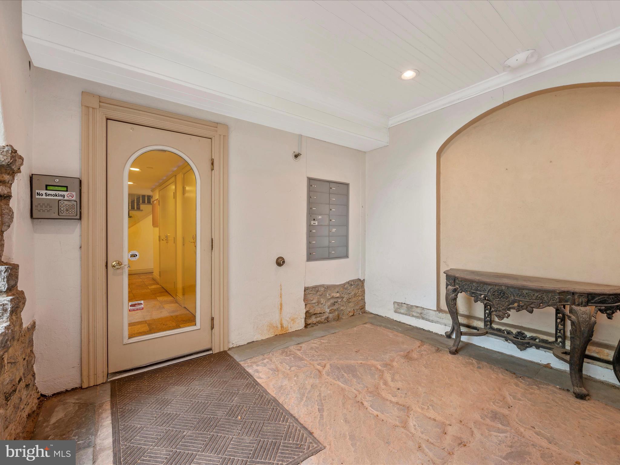 MOUNT PROSPECT - Residential