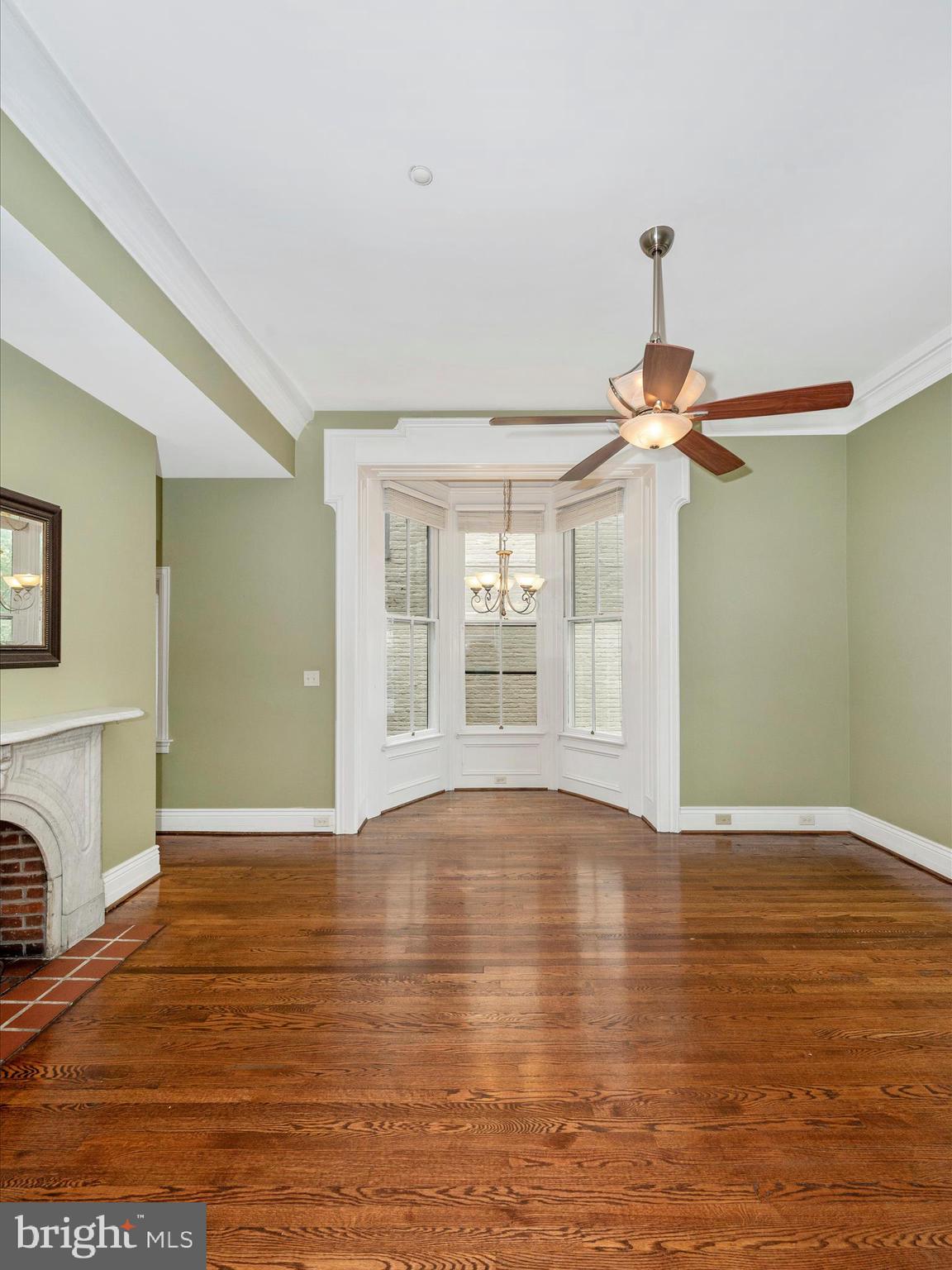 MOUNT PROSPECT - Residential