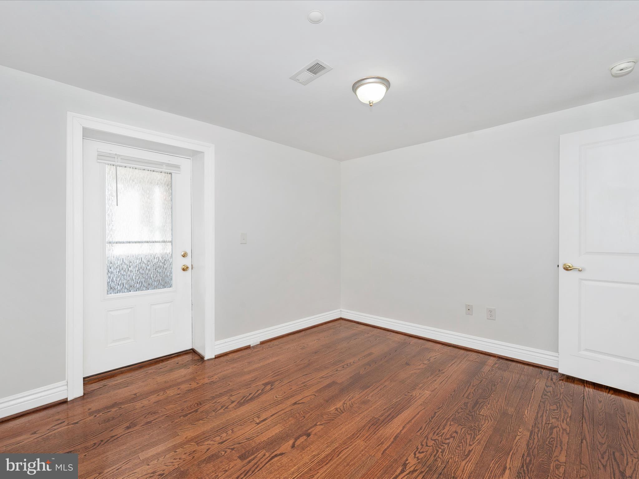 MOUNT PROSPECT - Residential