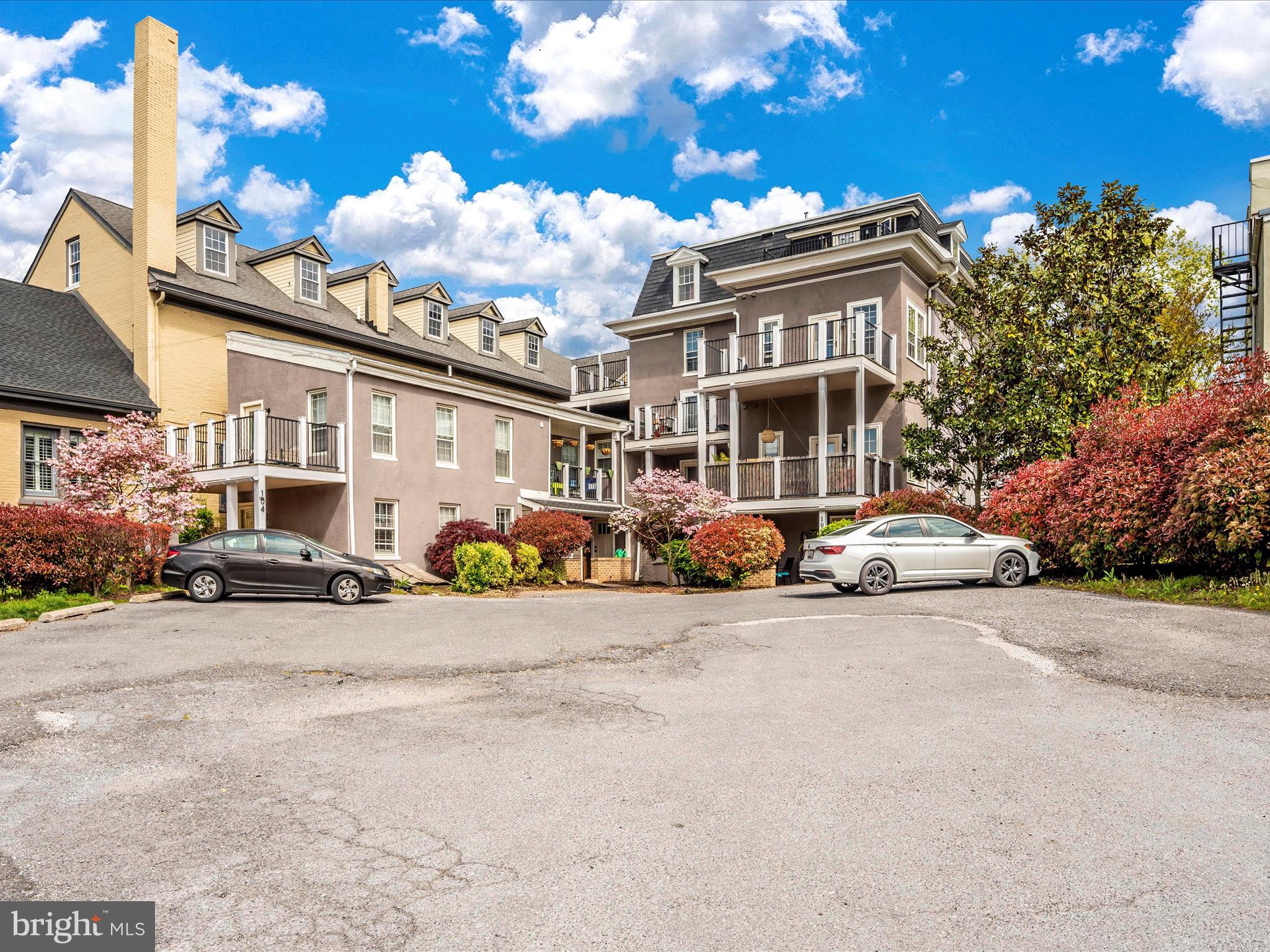 MOUNT PROSPECT - Residential