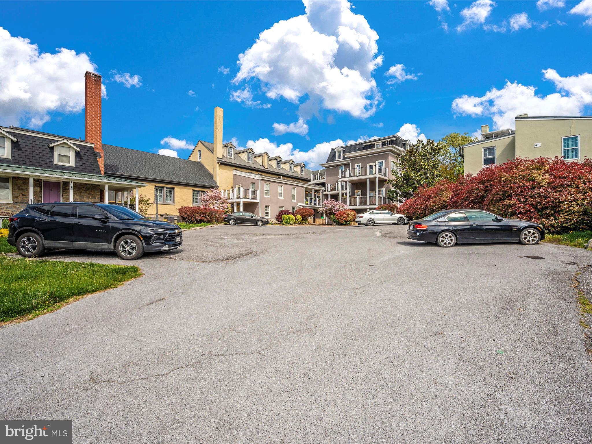 MOUNT PROSPECT - Residential