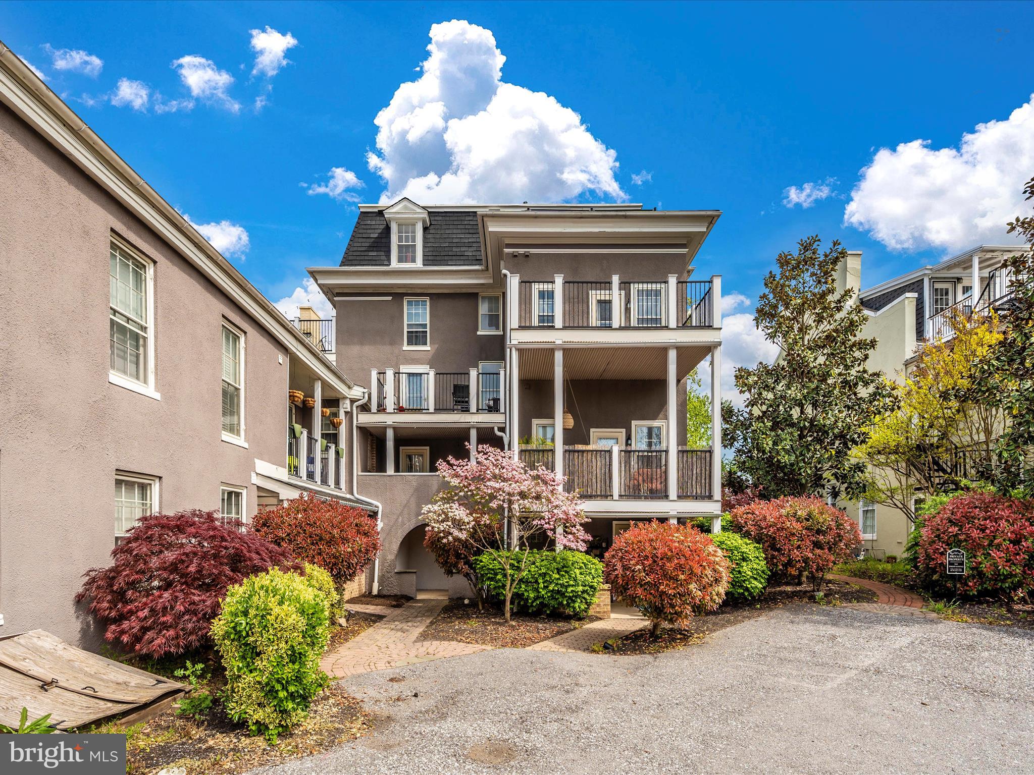 MOUNT PROSPECT - Residential