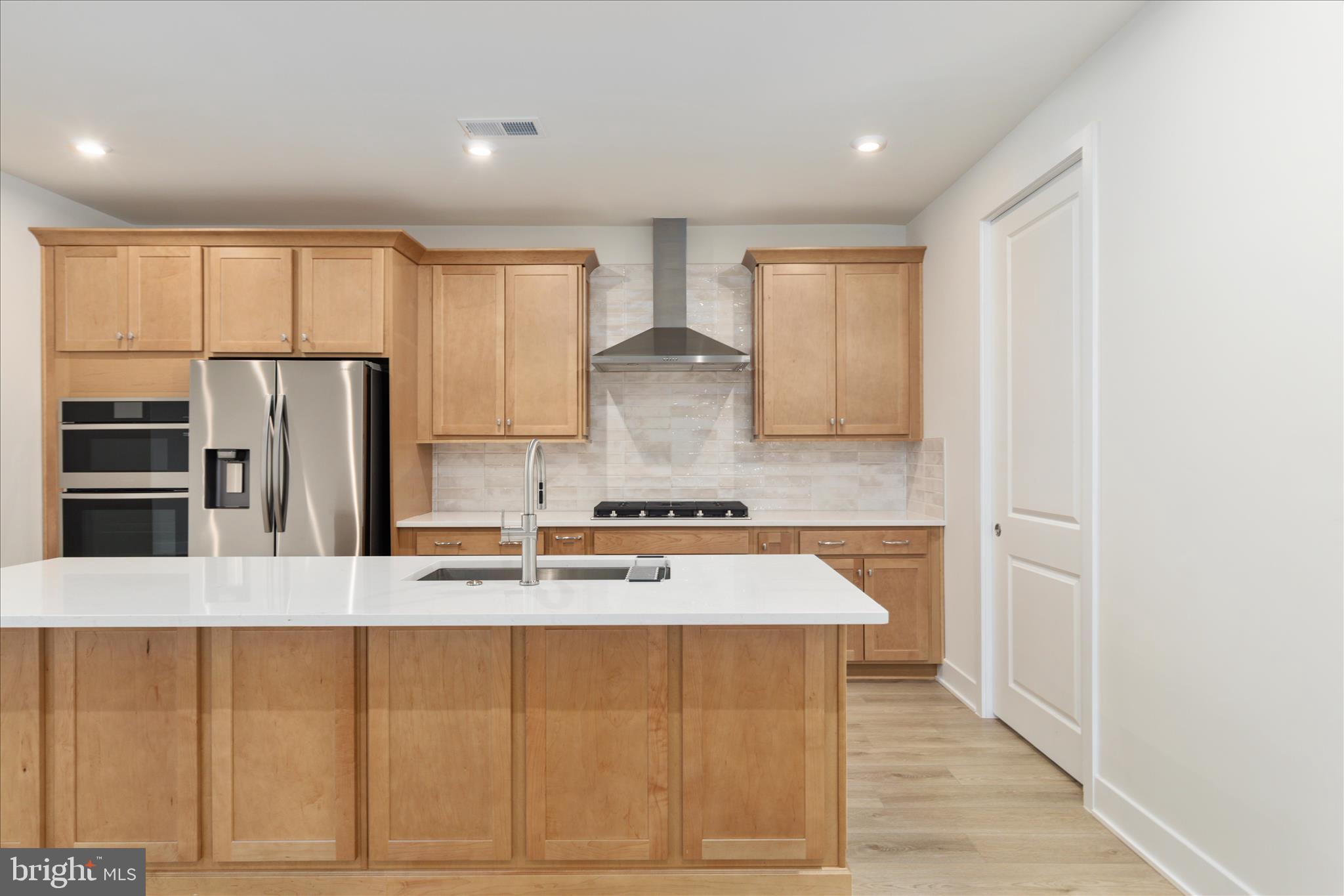 HIATT POINTE AT SNOWDEN BRIDGE - Residential