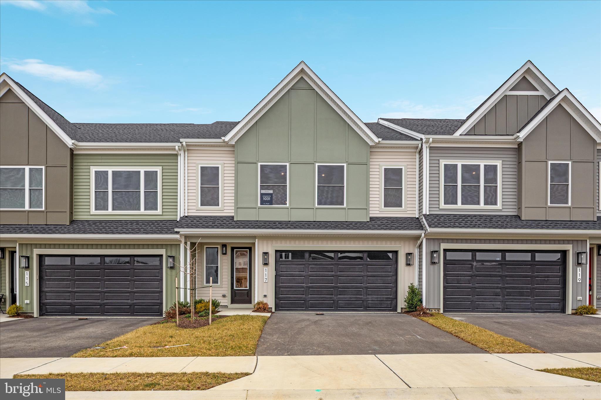 HIATT POINTE AT SNOWDEN BRIDGE - Residential