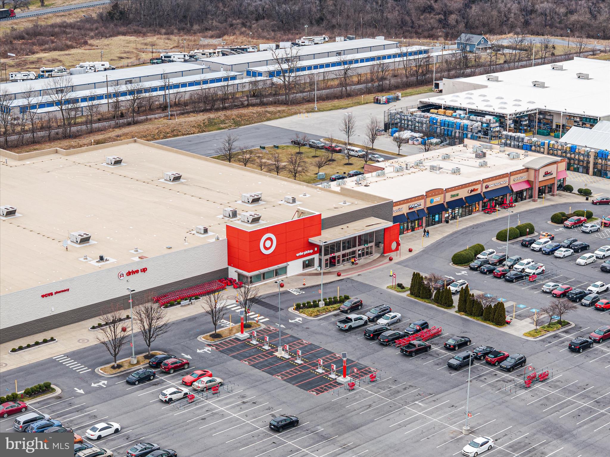 HIATT POINTE AT SNOWDEN BRIDGE - Residential