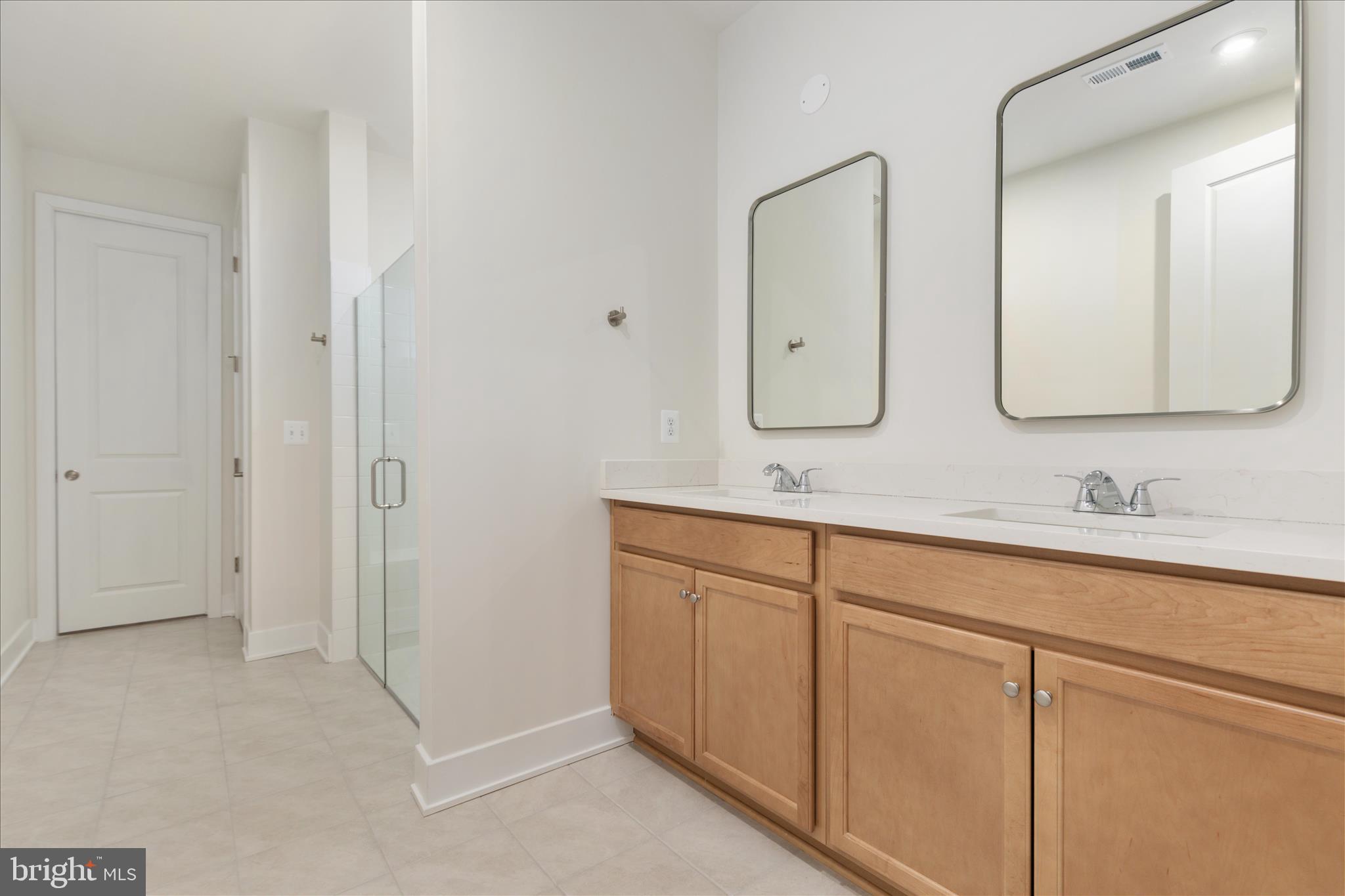 HIATT POINTE AT SNOWDEN BRIDGE - Residential