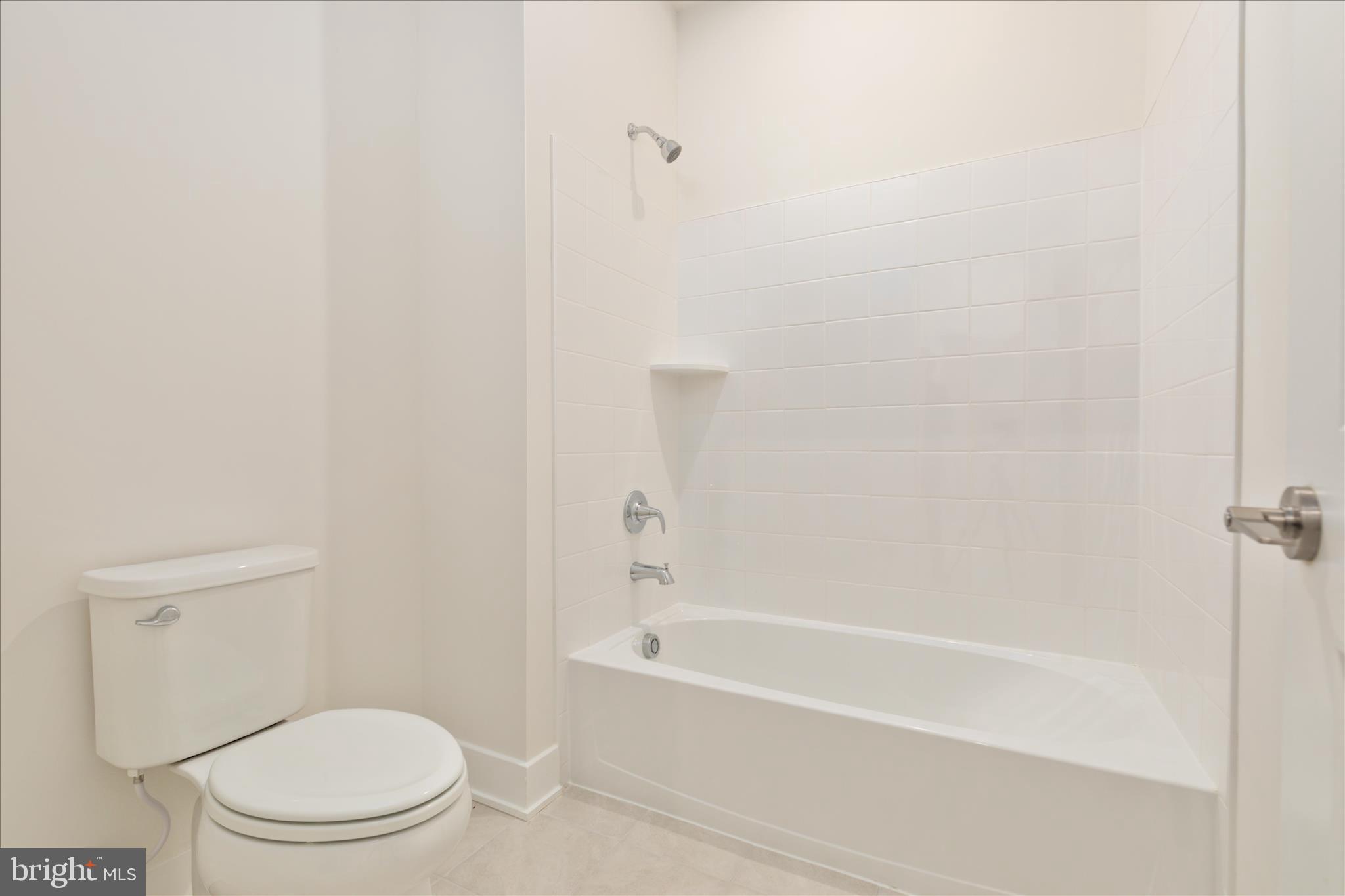 HIATT POINTE AT SNOWDEN BRIDGE - Residential