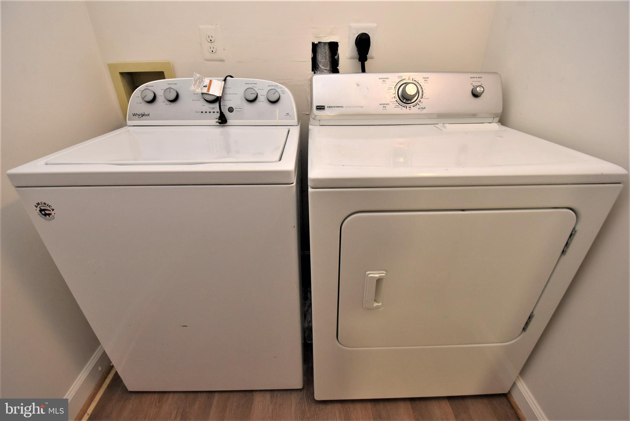 ADMIRAL REACH AT HARBOUR GATES - Residential