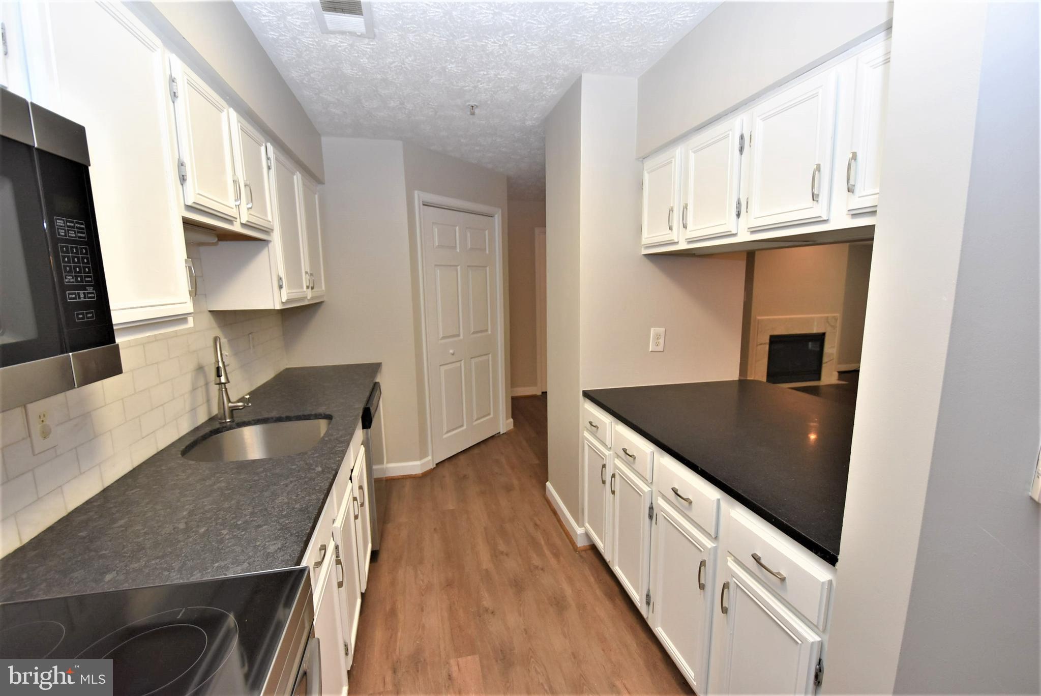 ADMIRAL REACH AT HARBOUR GATES - Residential