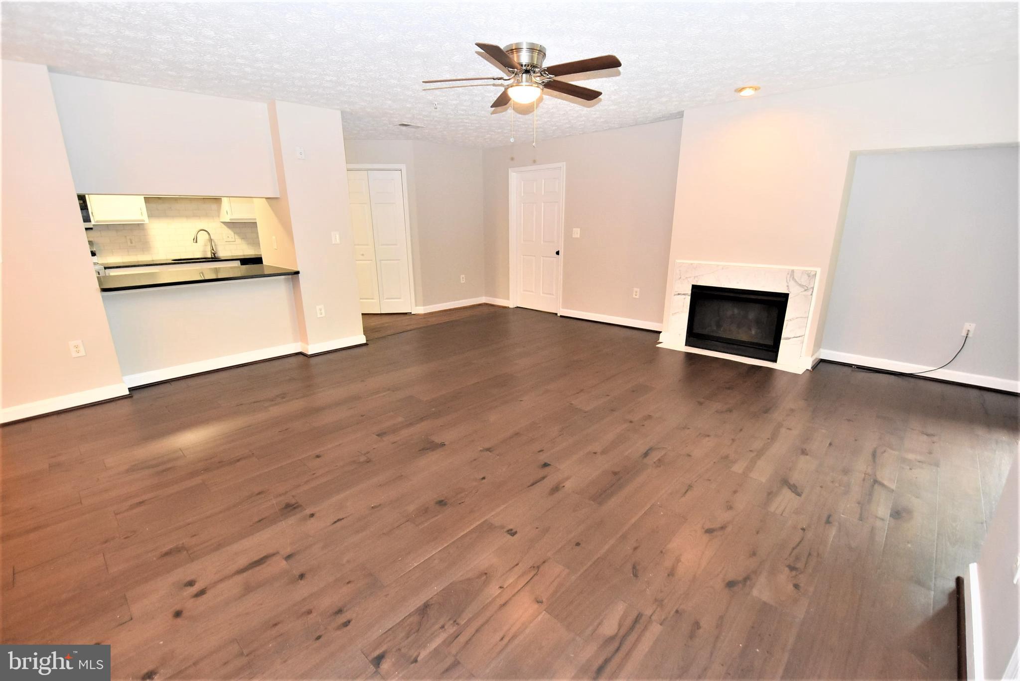 ADMIRAL REACH AT HARBOUR GATES - Residential