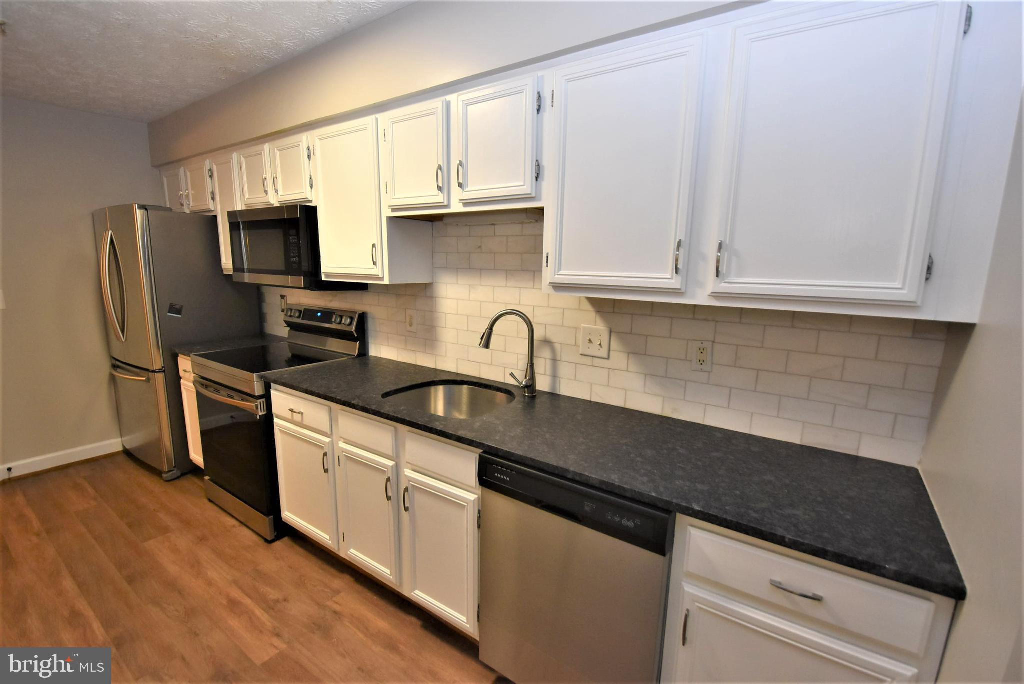 ADMIRAL REACH AT HARBOUR GATES - Residential