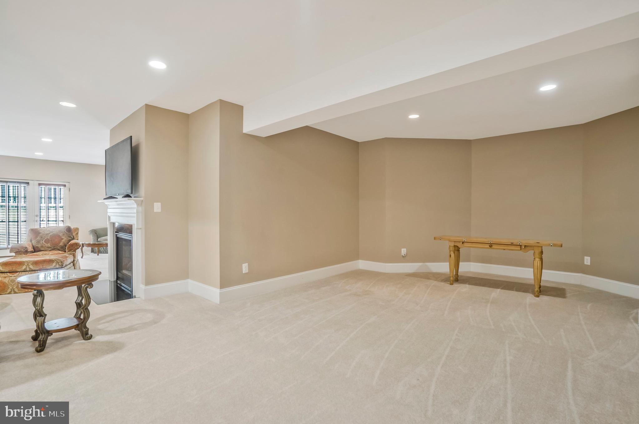 LEEWOOD ESTATES - Residential