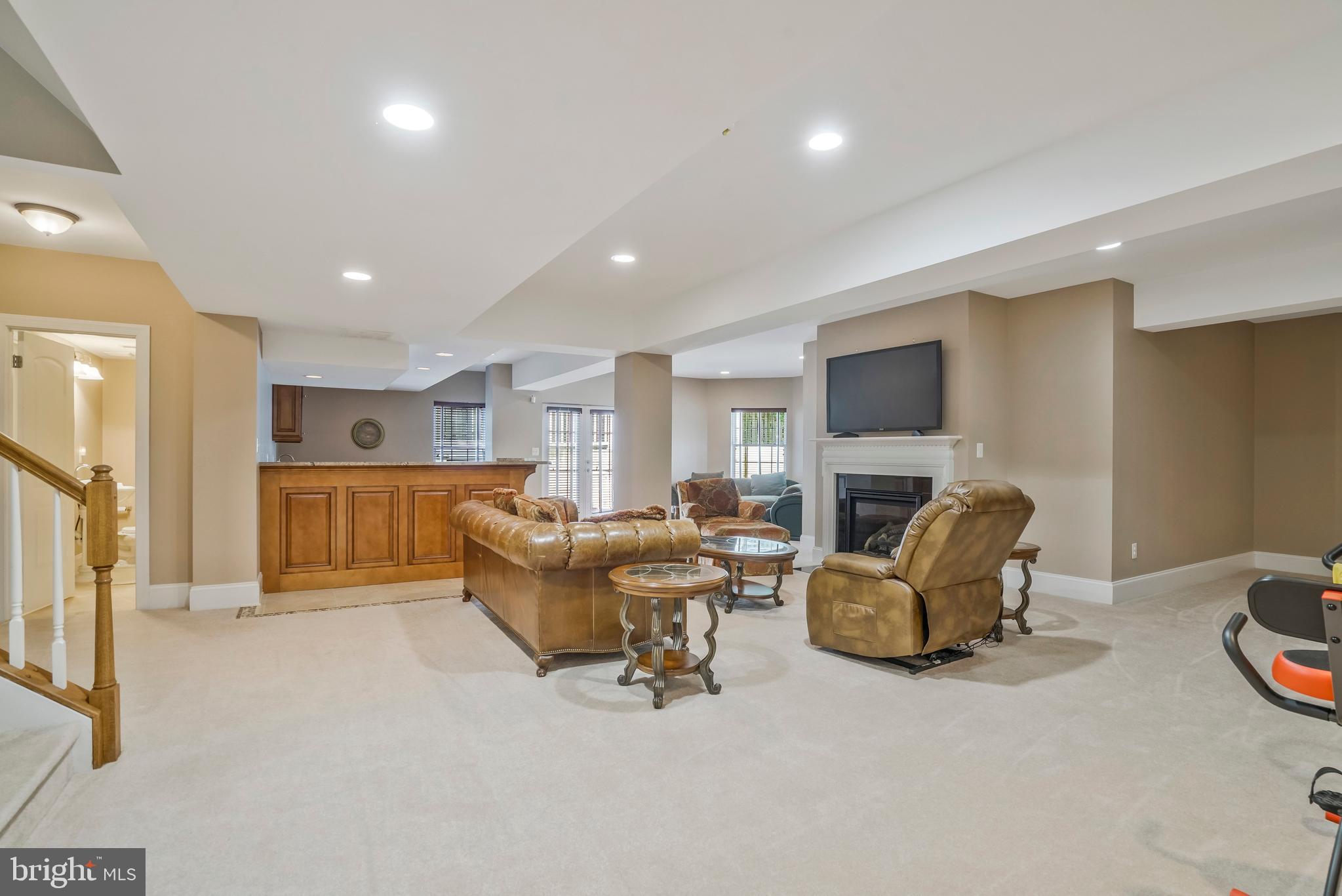 LEEWOOD ESTATES - Residential