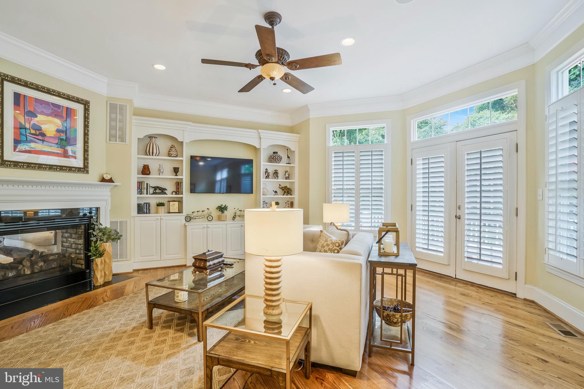 LEEWOOD ESTATES - Residential