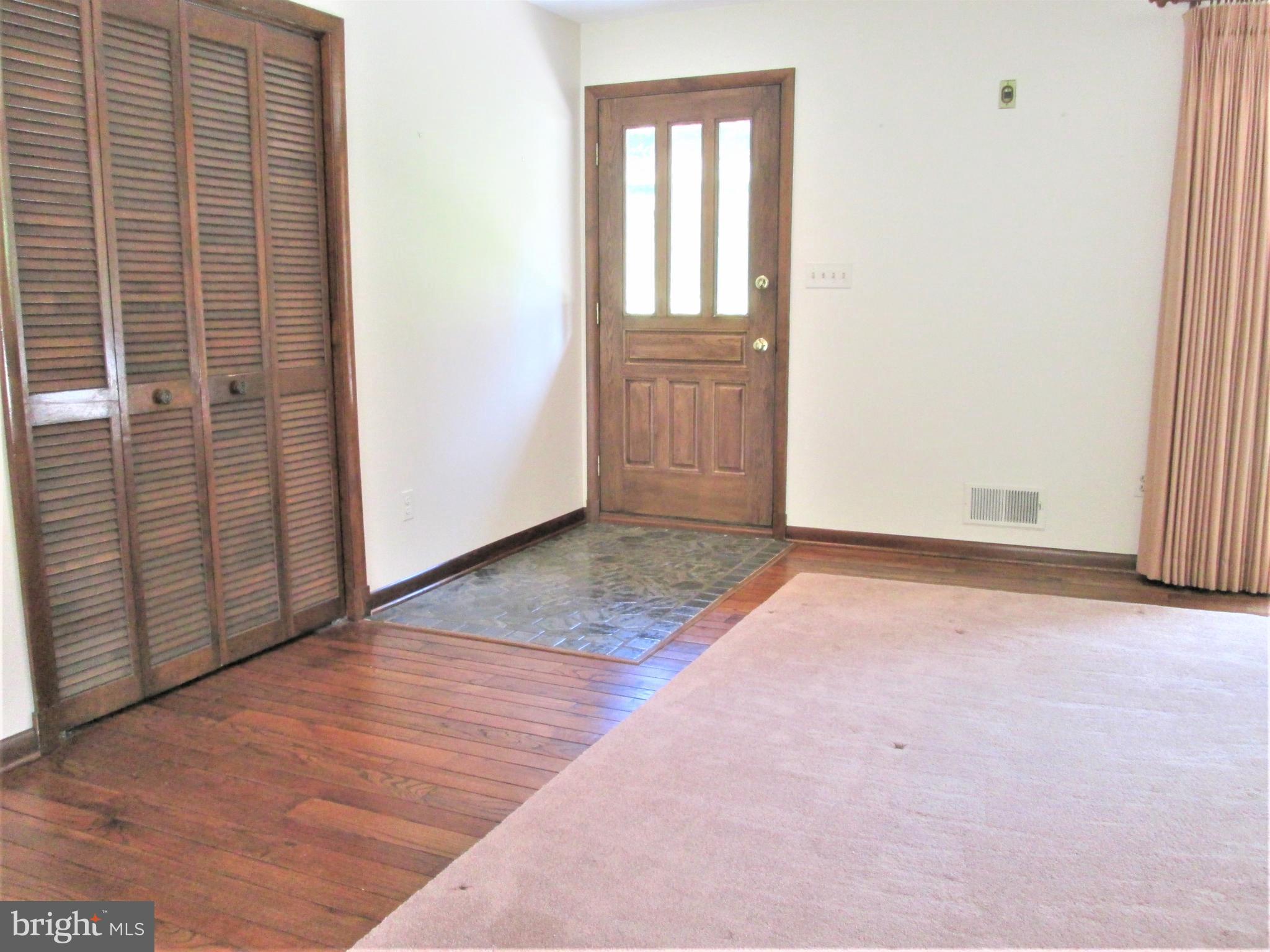 GLEN ARM - Residential