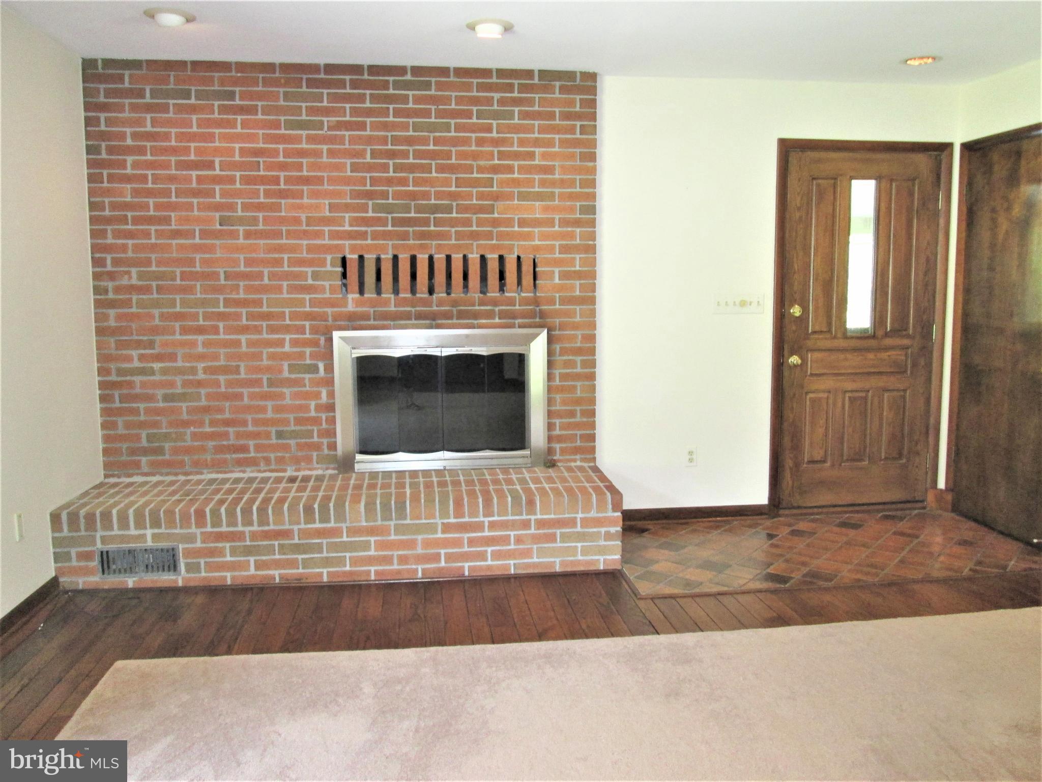 GLEN ARM - Residential