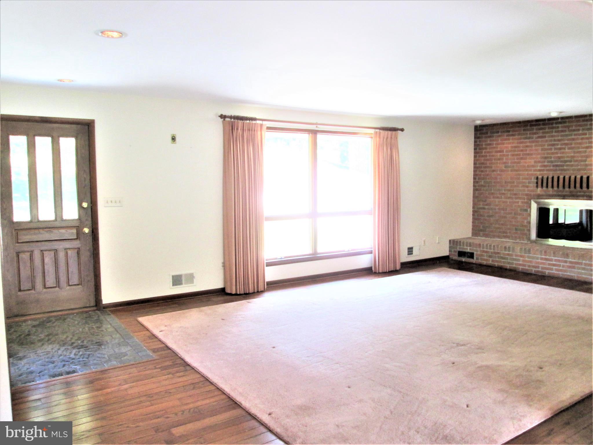 GLEN ARM - Residential