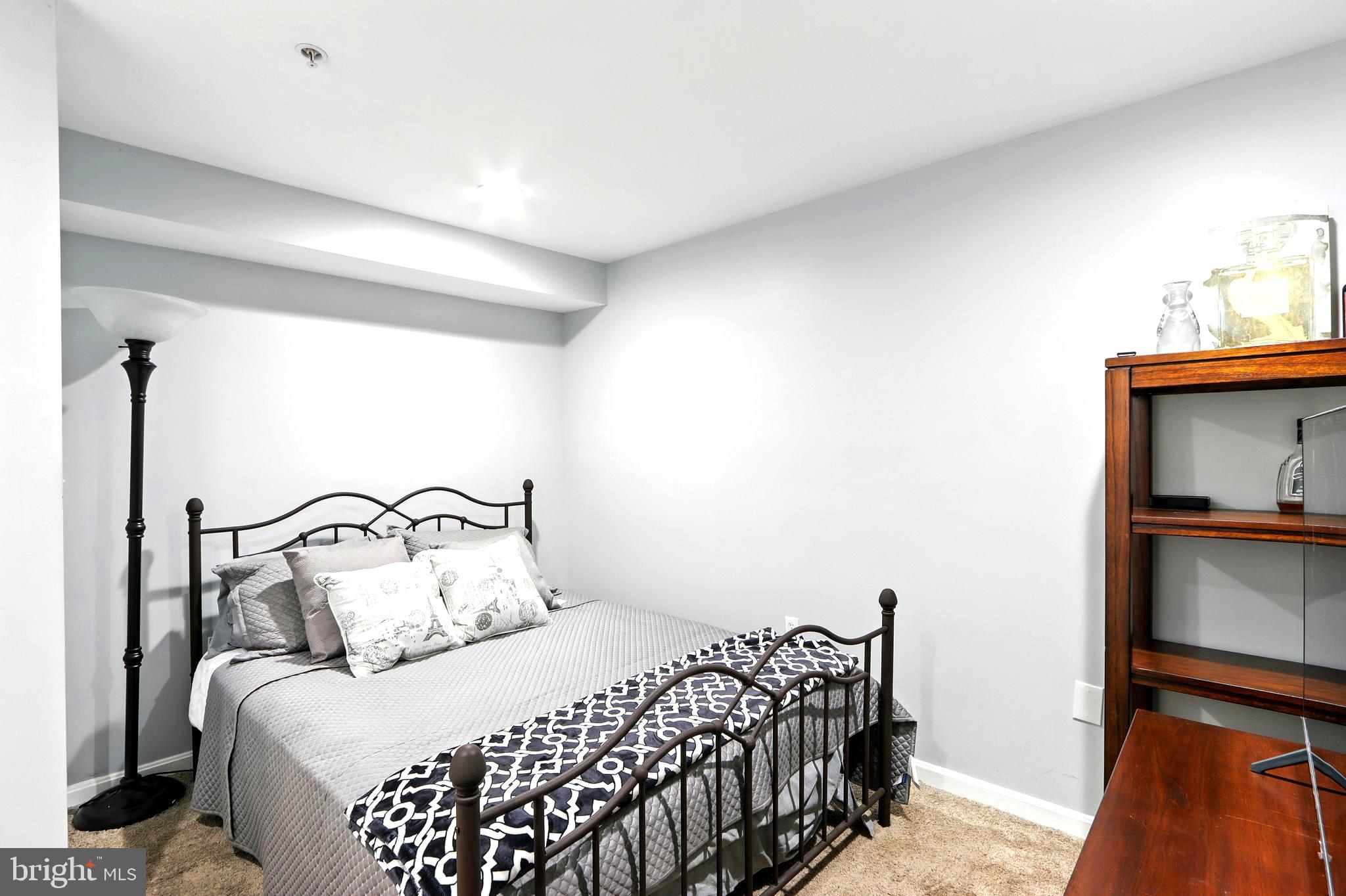 DOWNTOWN - Residential