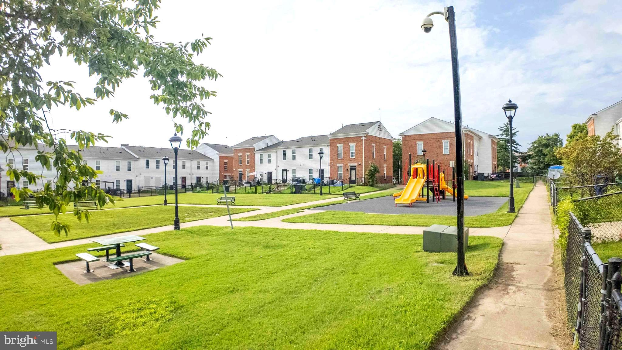 DOWNTOWN - Residential