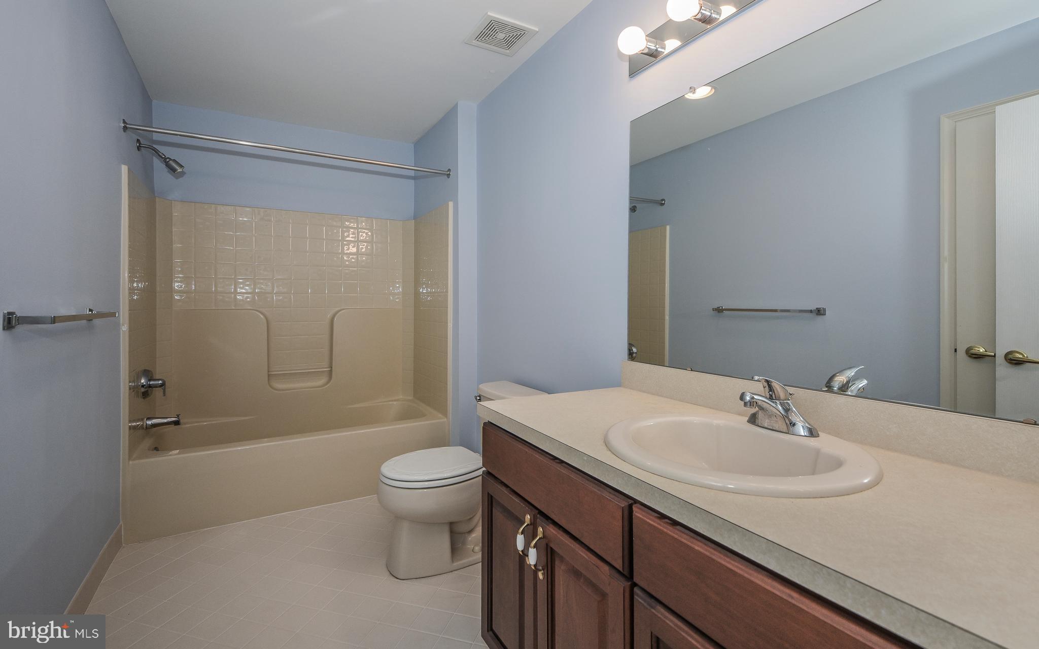 LEGACY OAKS - Residential Lease