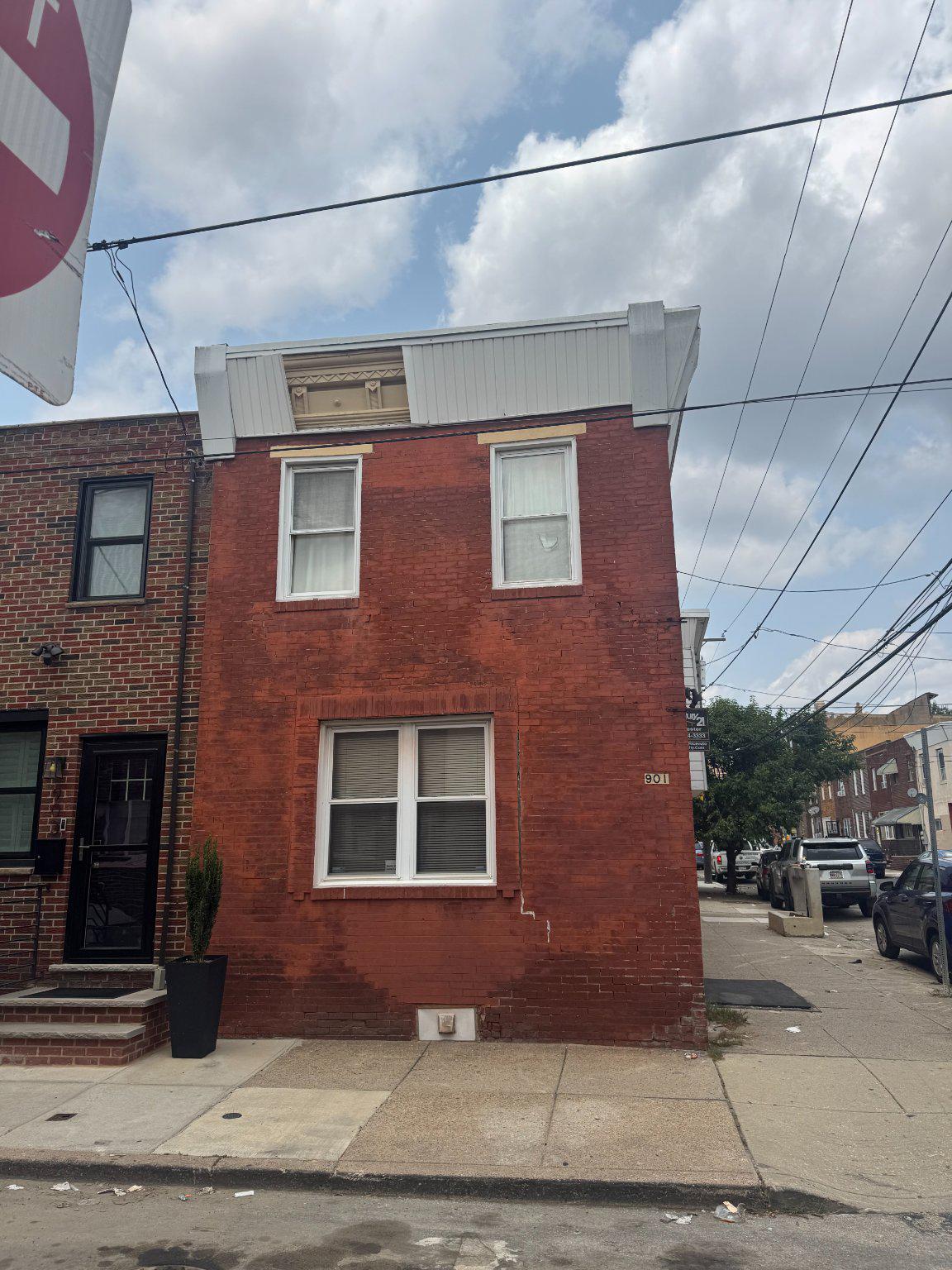901 WINTON STREET