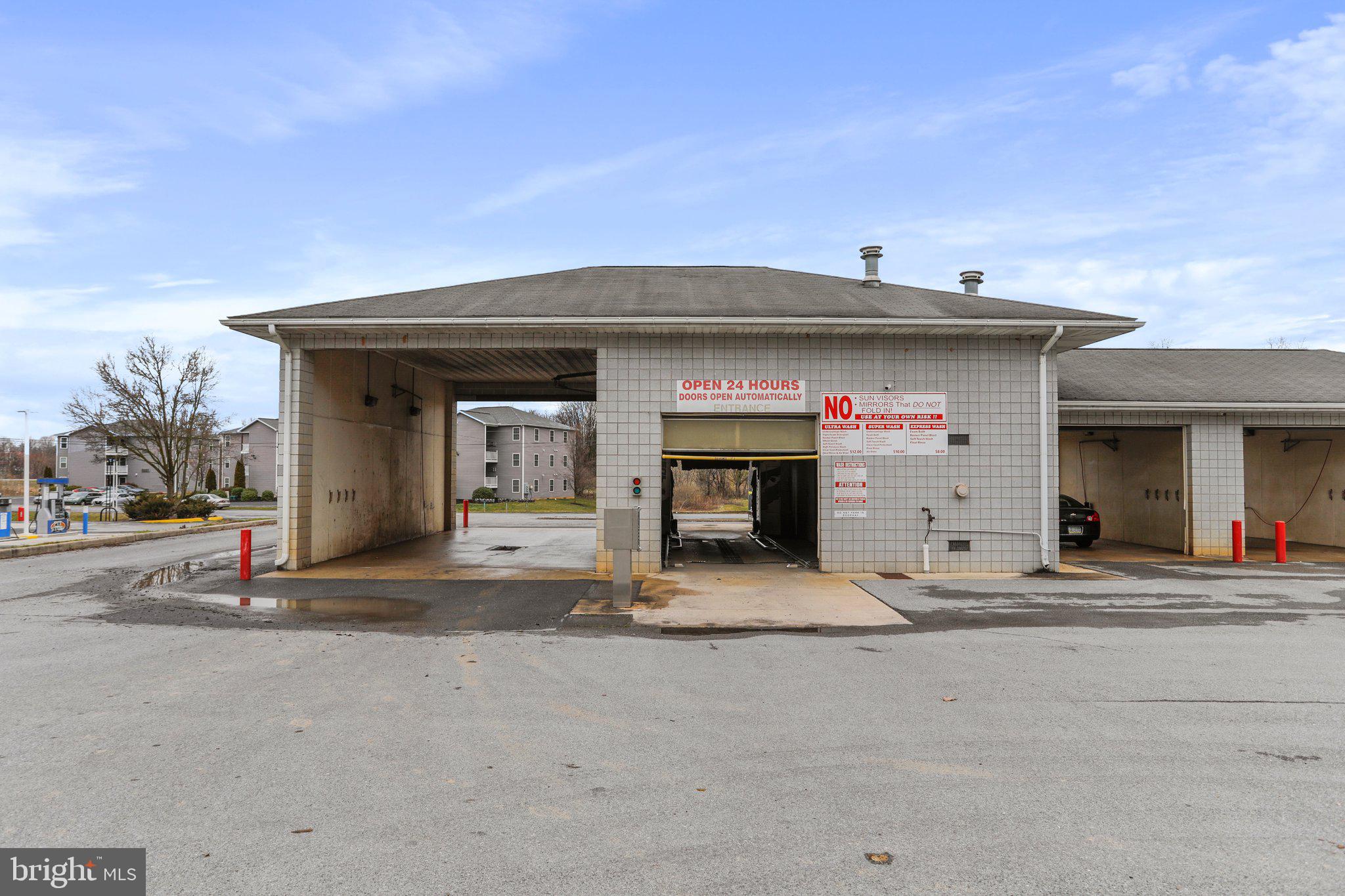 1424 DORON DRIVE 4