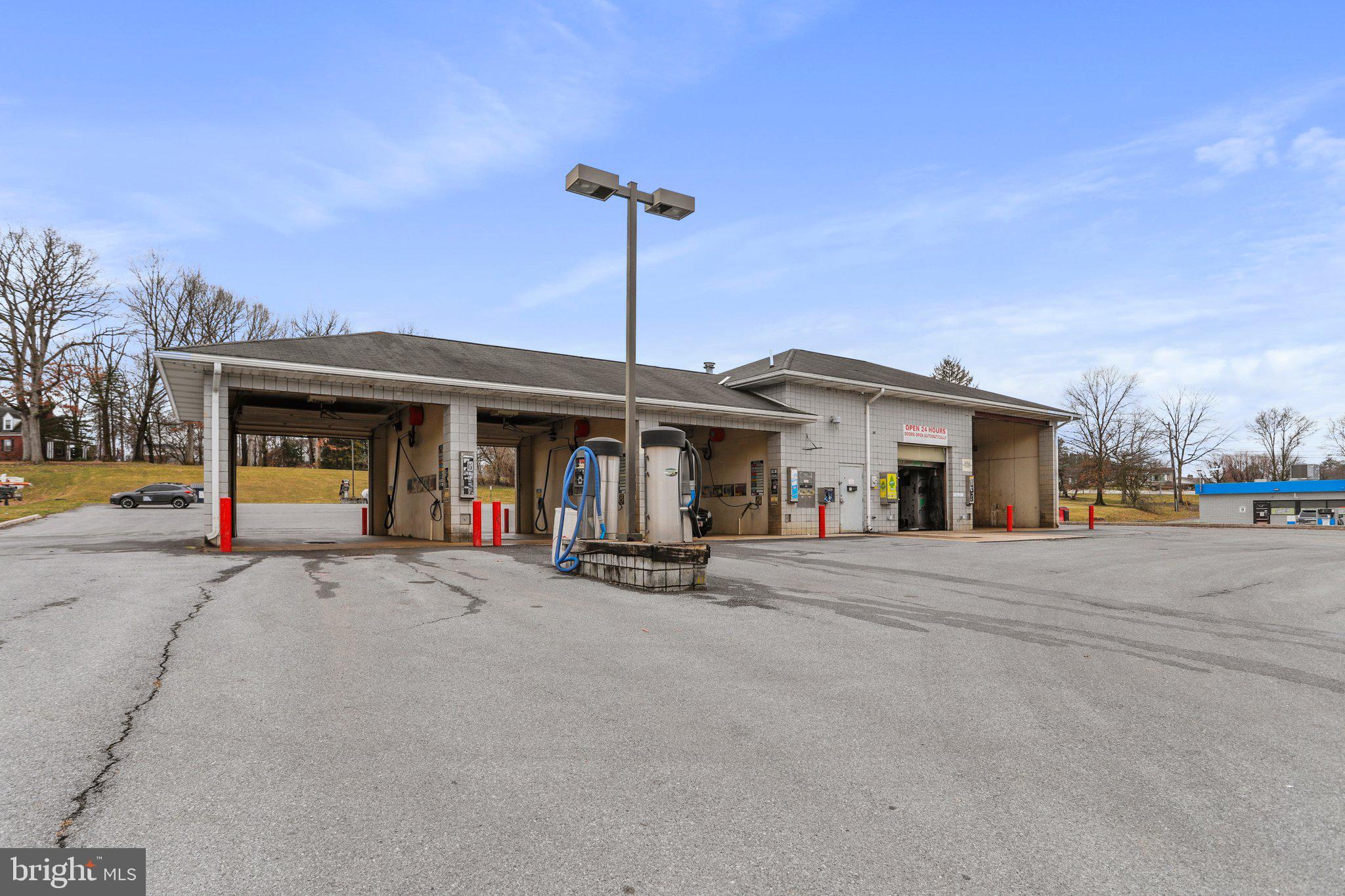 1424 DORON DRIVE 4