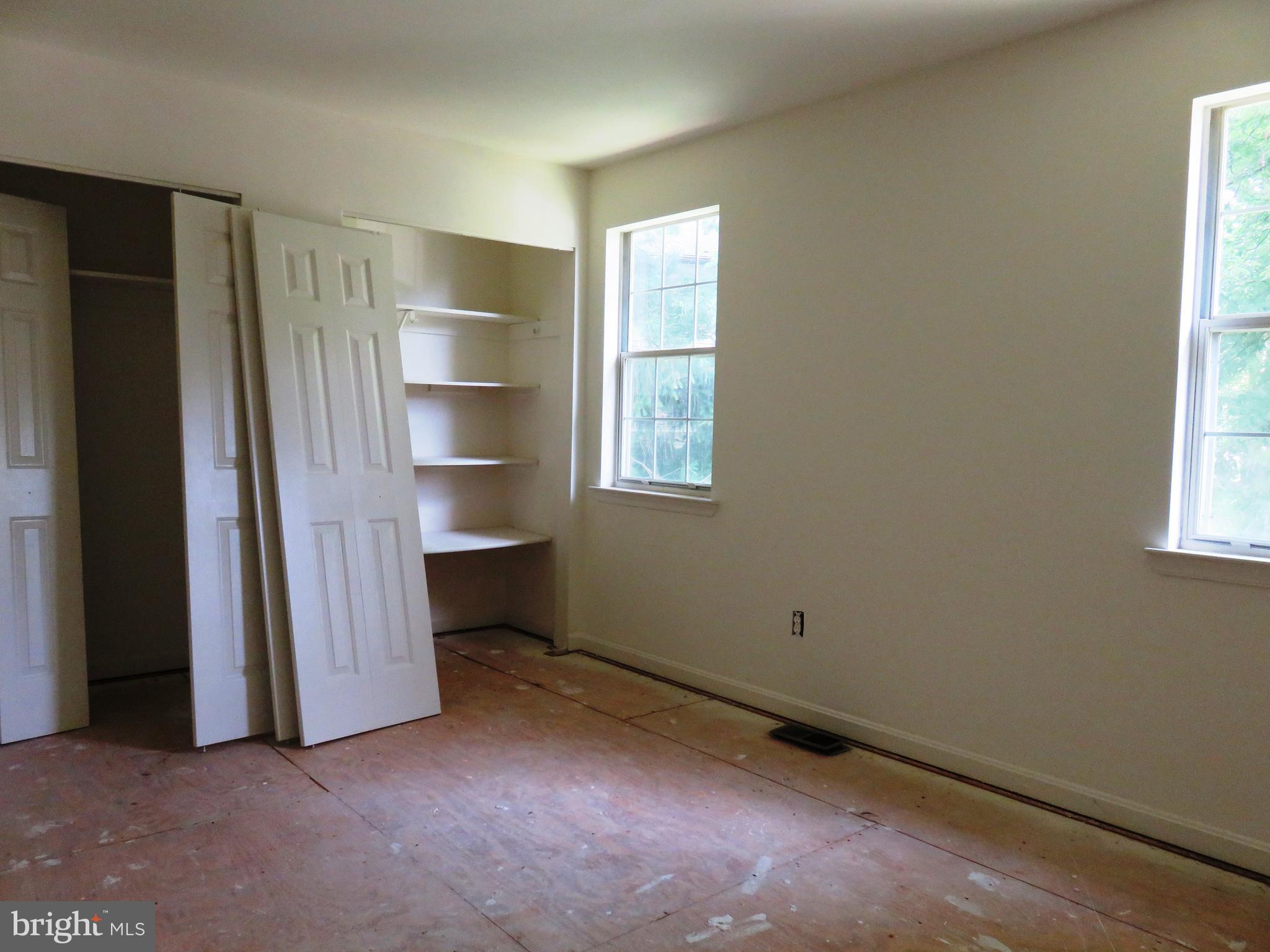 DIVINITY COVE - Residential