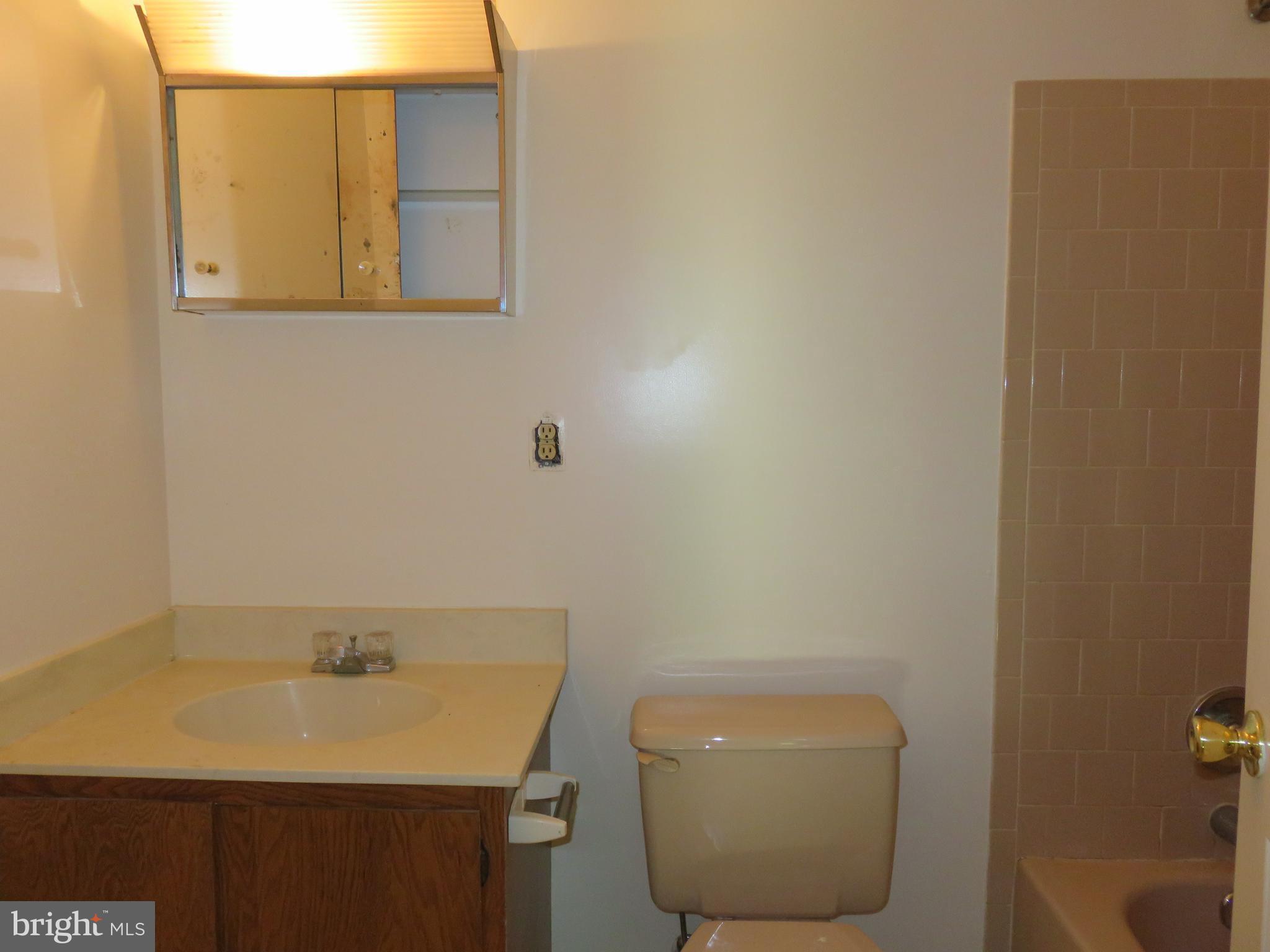 DIVINITY COVE - Residential