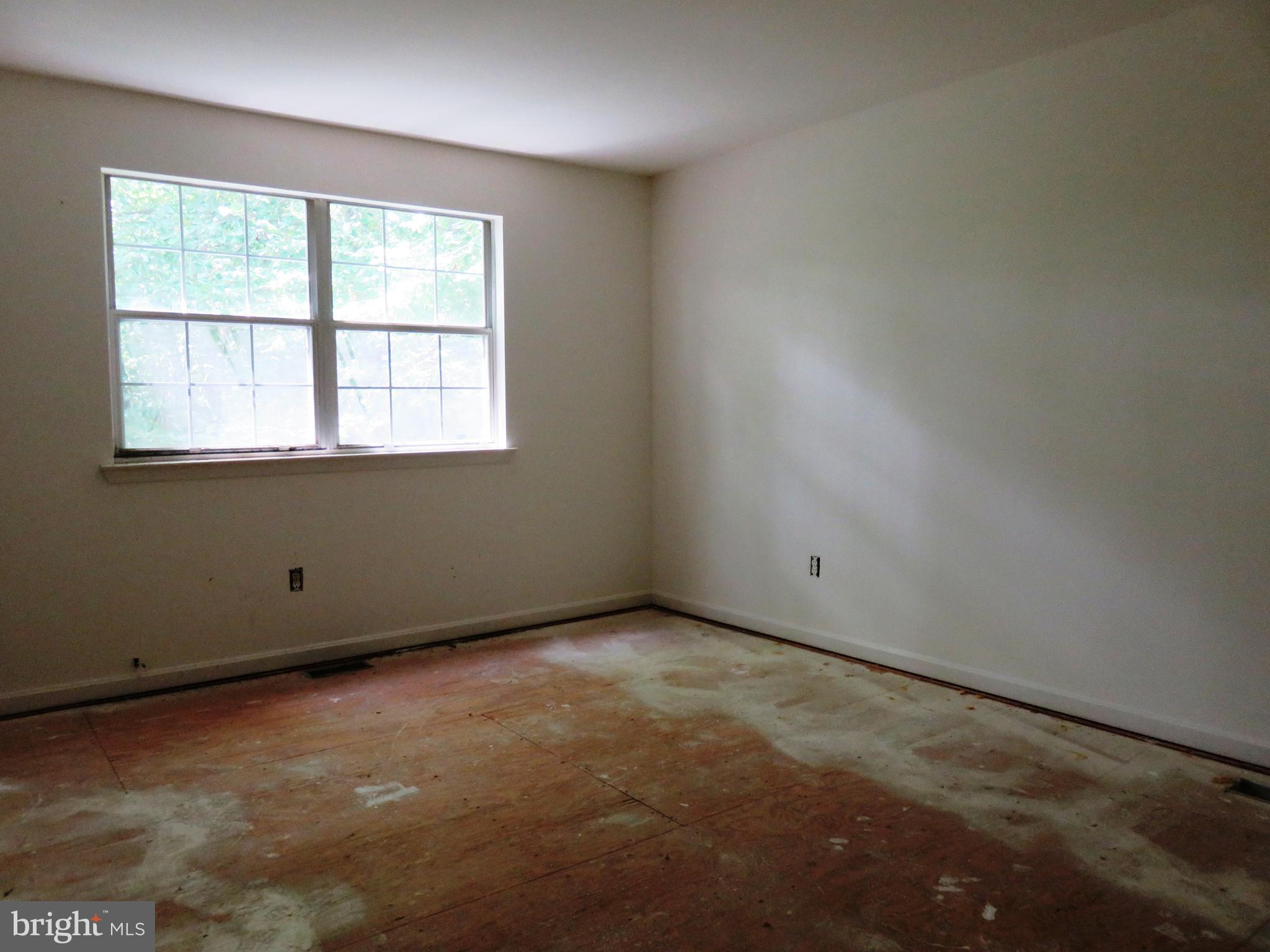 DIVINITY COVE - Residential