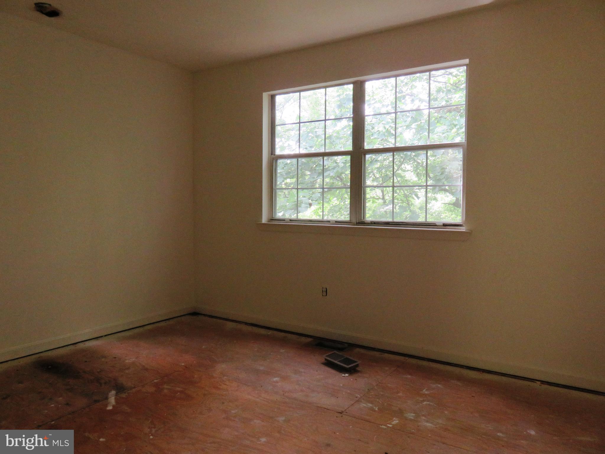 DIVINITY COVE - Residential