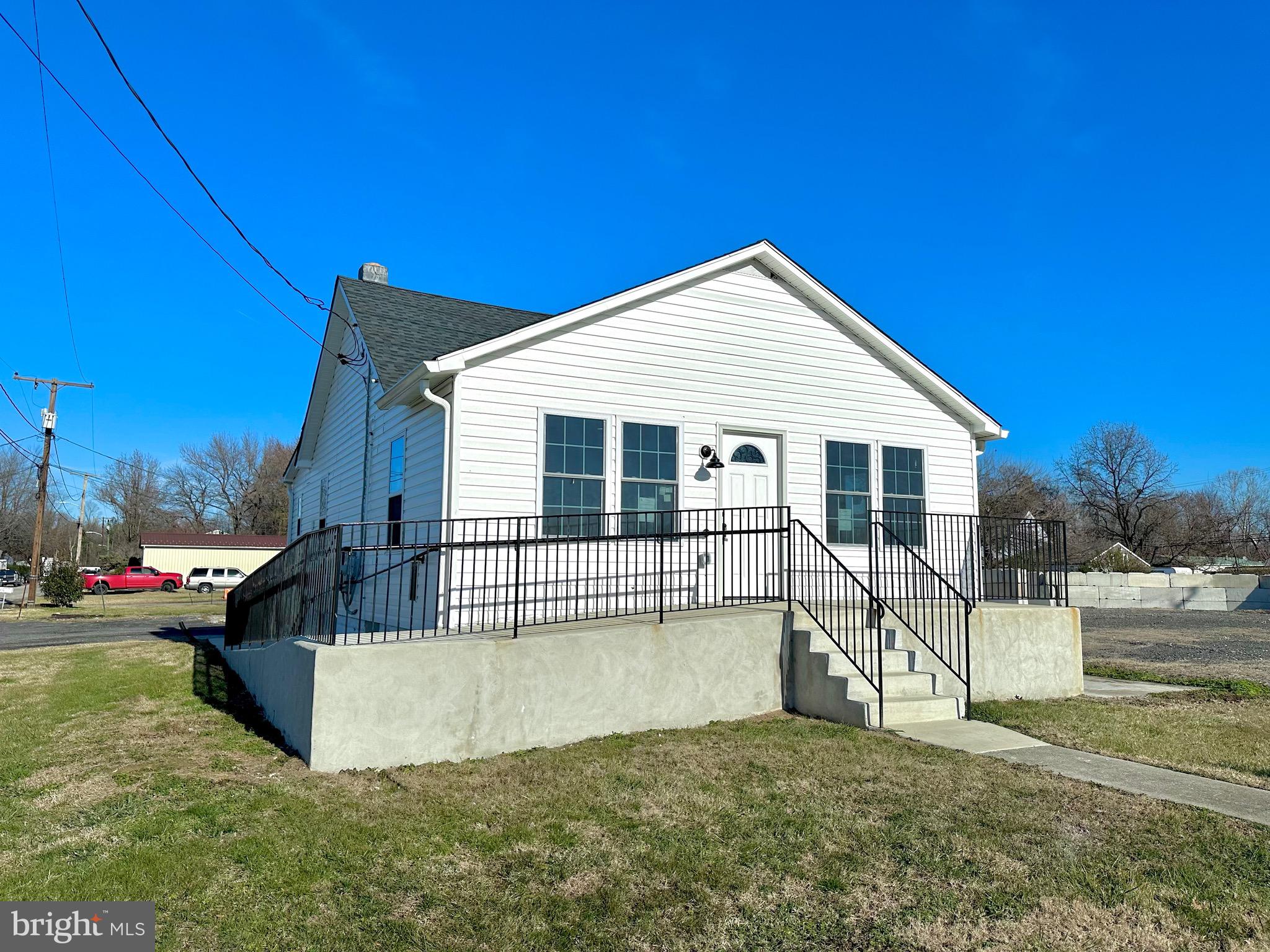 3700 N POINT BOULEVARD