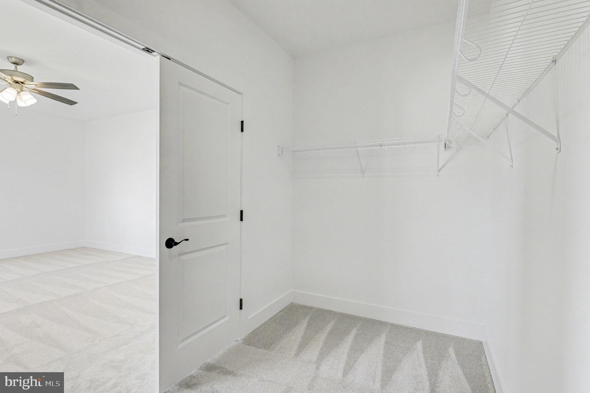 BROOKFIELD - Residential