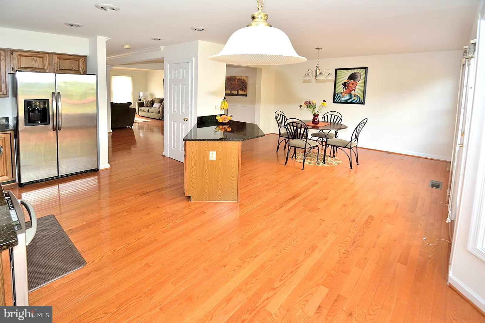 CENTRE RIDGE - Residential Lease