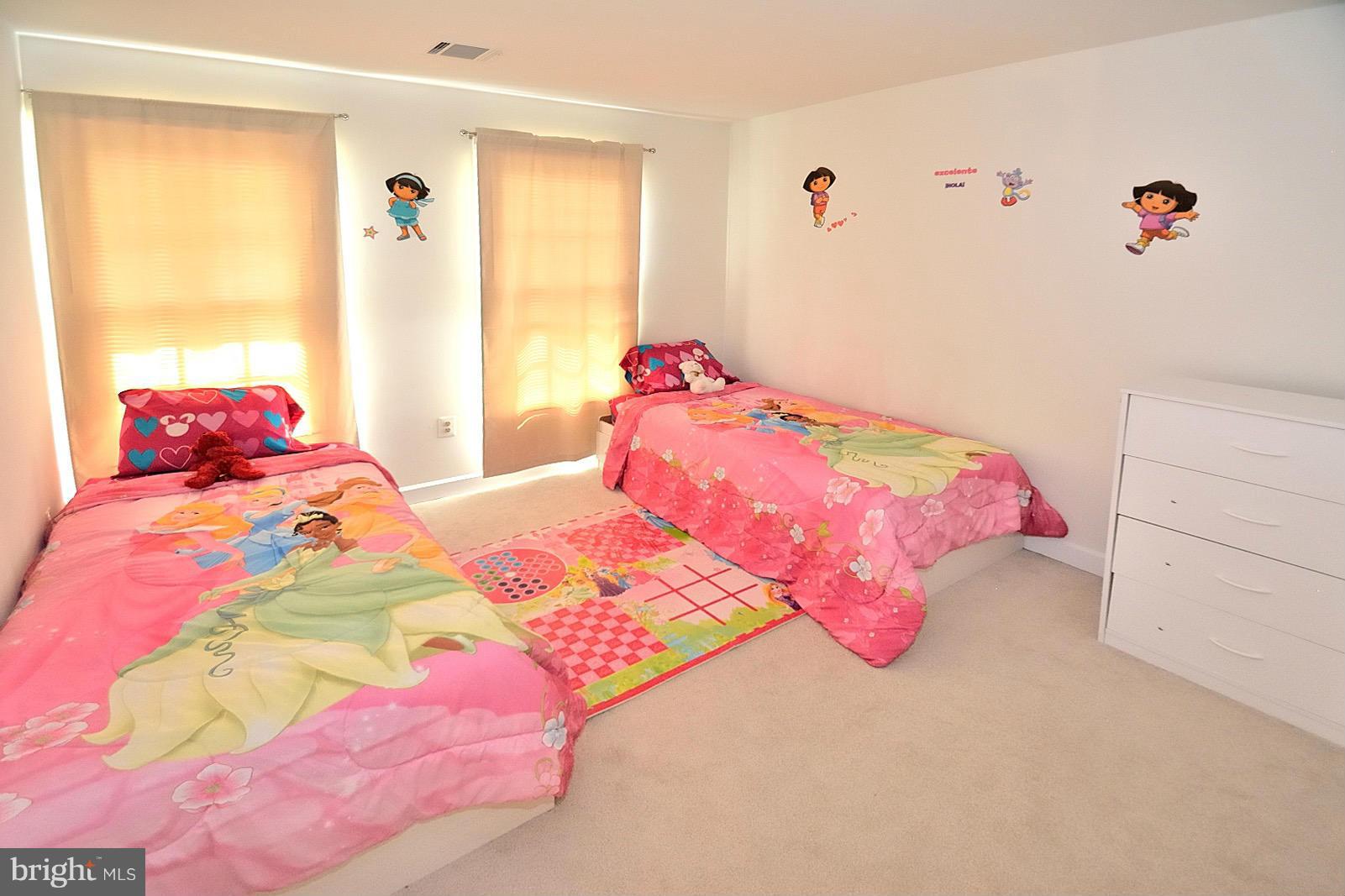 CENTRE RIDGE - Residential Lease