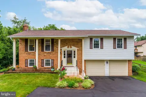 3171 Kirkwell Place, Herndon, VA MLS: VAFX2326376