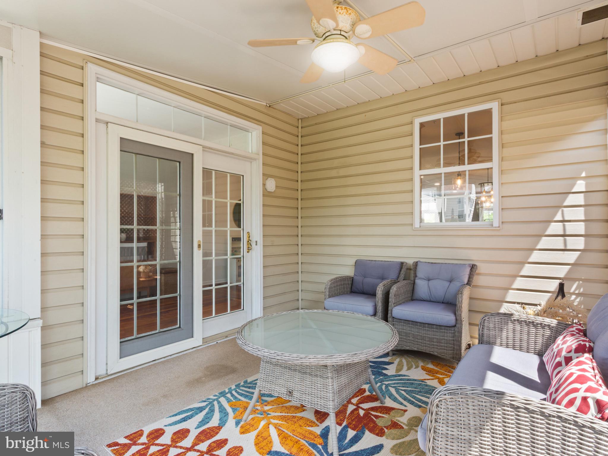 SOUTH RIVER COLONY - Residential