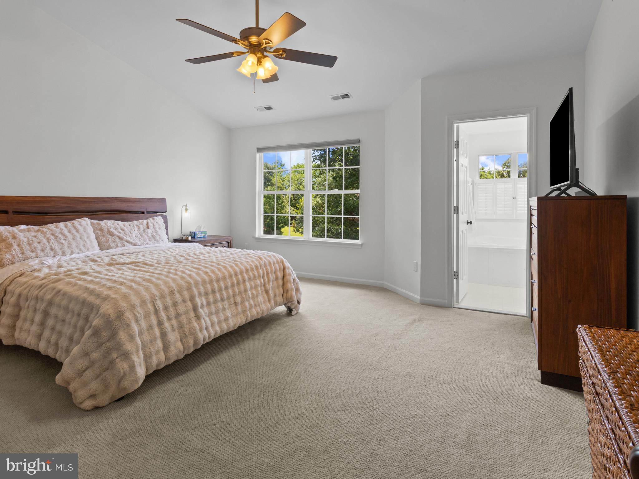 SOUTH RIVER COLONY - Residential