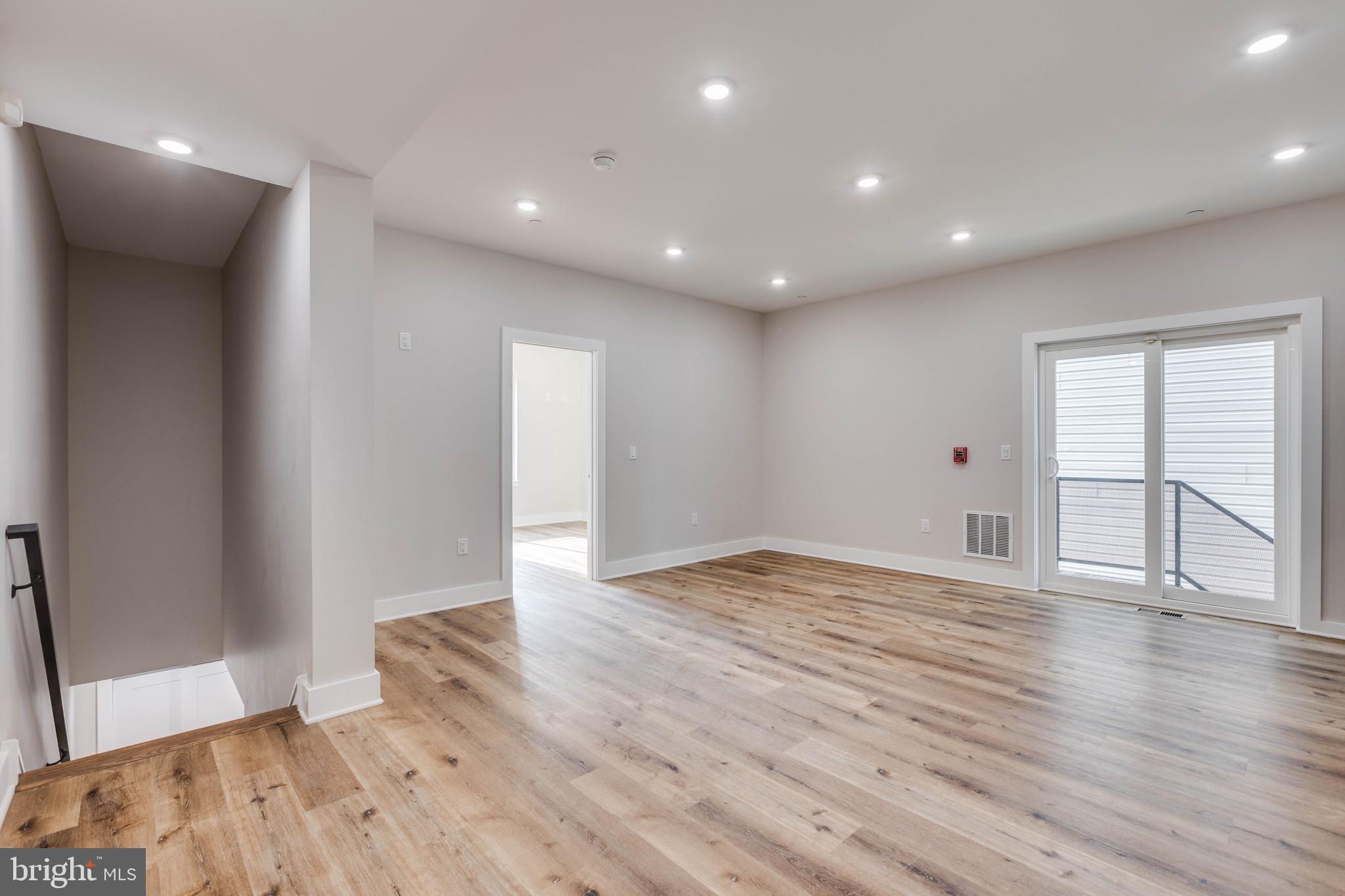 FRANCISVILLE - Residential Lease