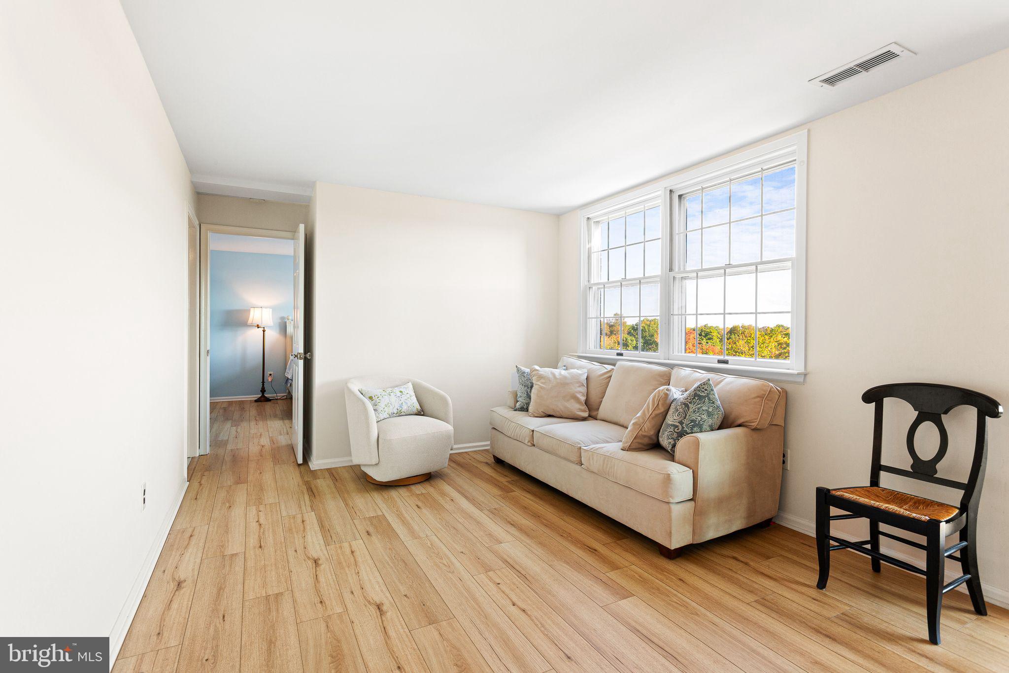 611 HADDONFIELD CMNS COMMONS 611