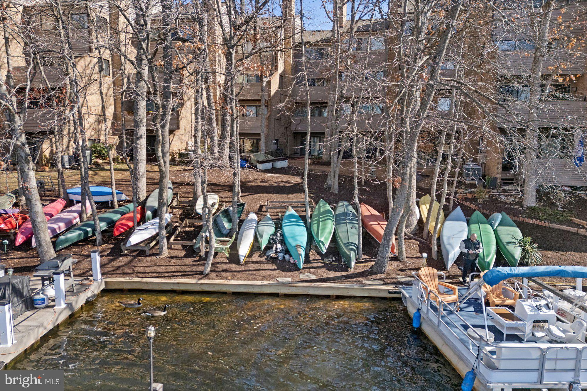 HARBOR POINT - Residential