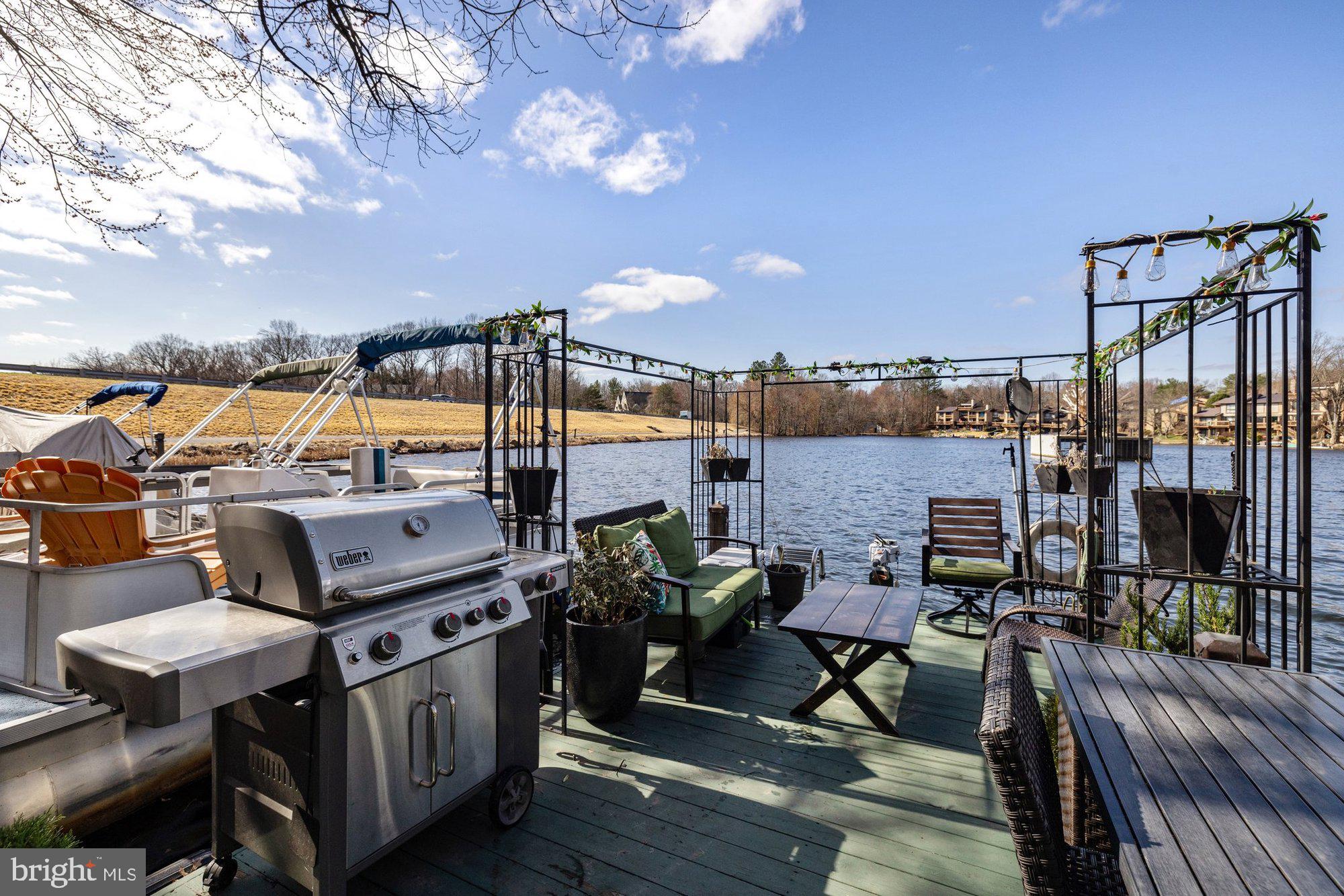 HARBOR POINT - Residential