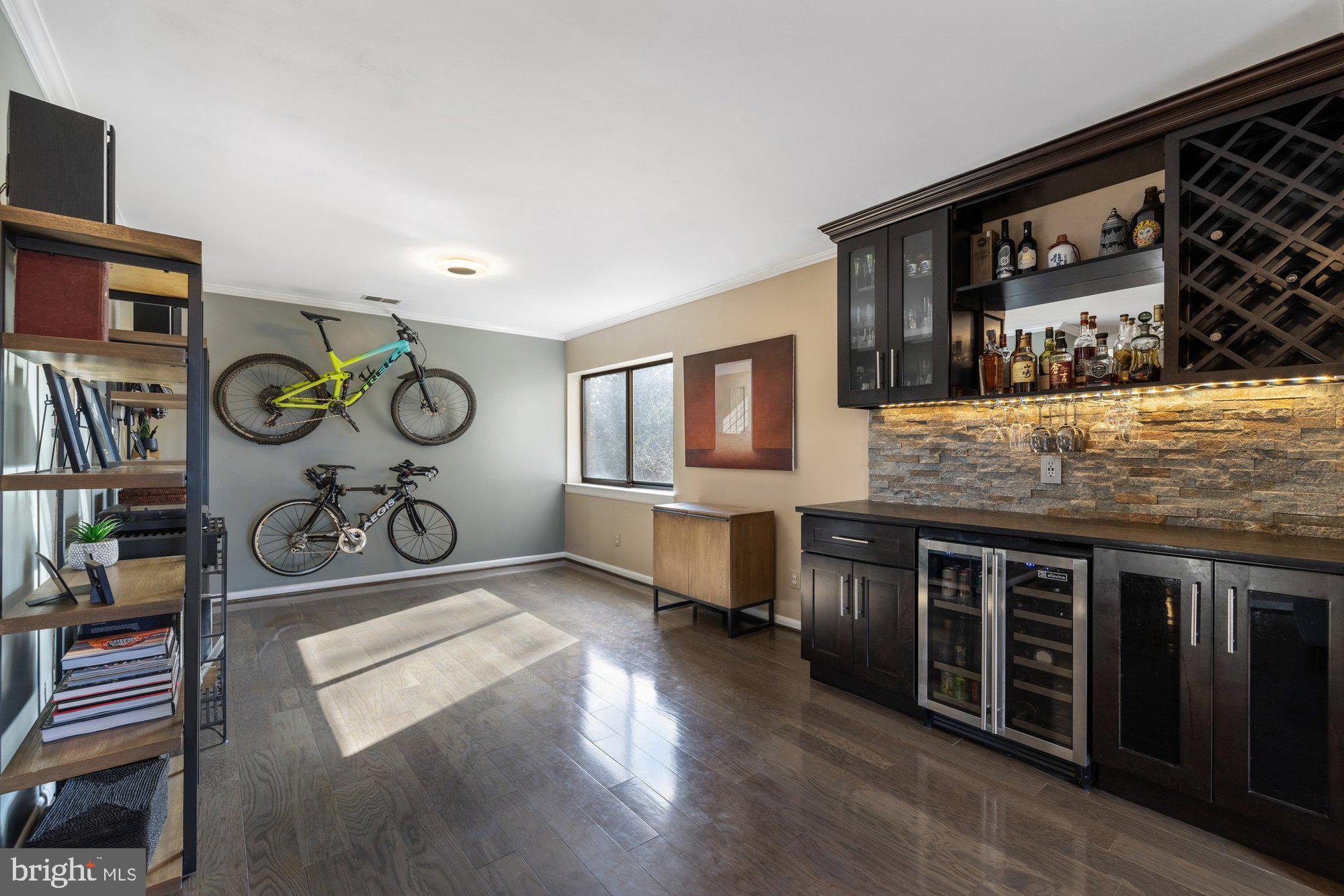 HARBOR POINT - Residential