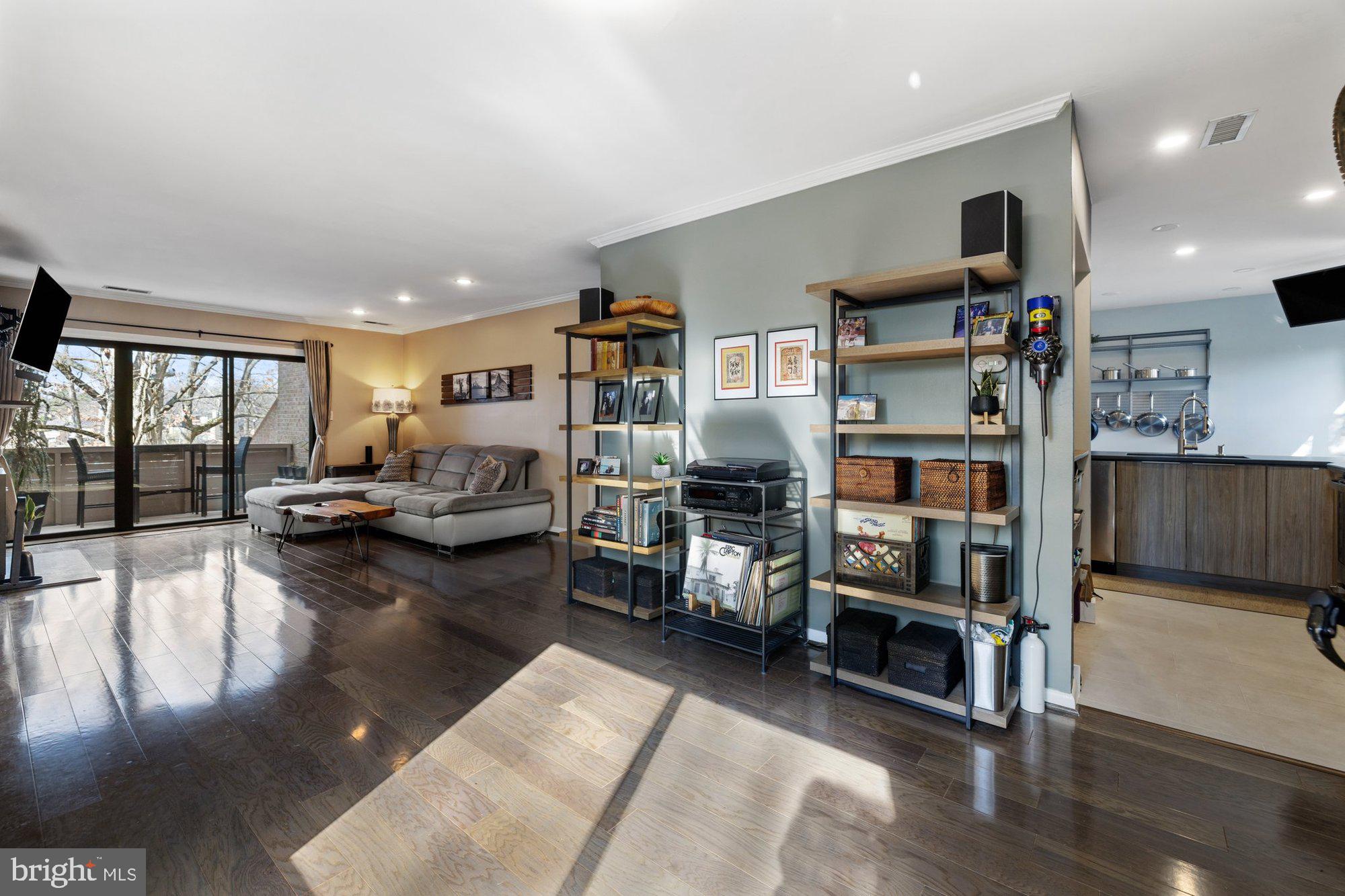 HARBOR POINT - Residential