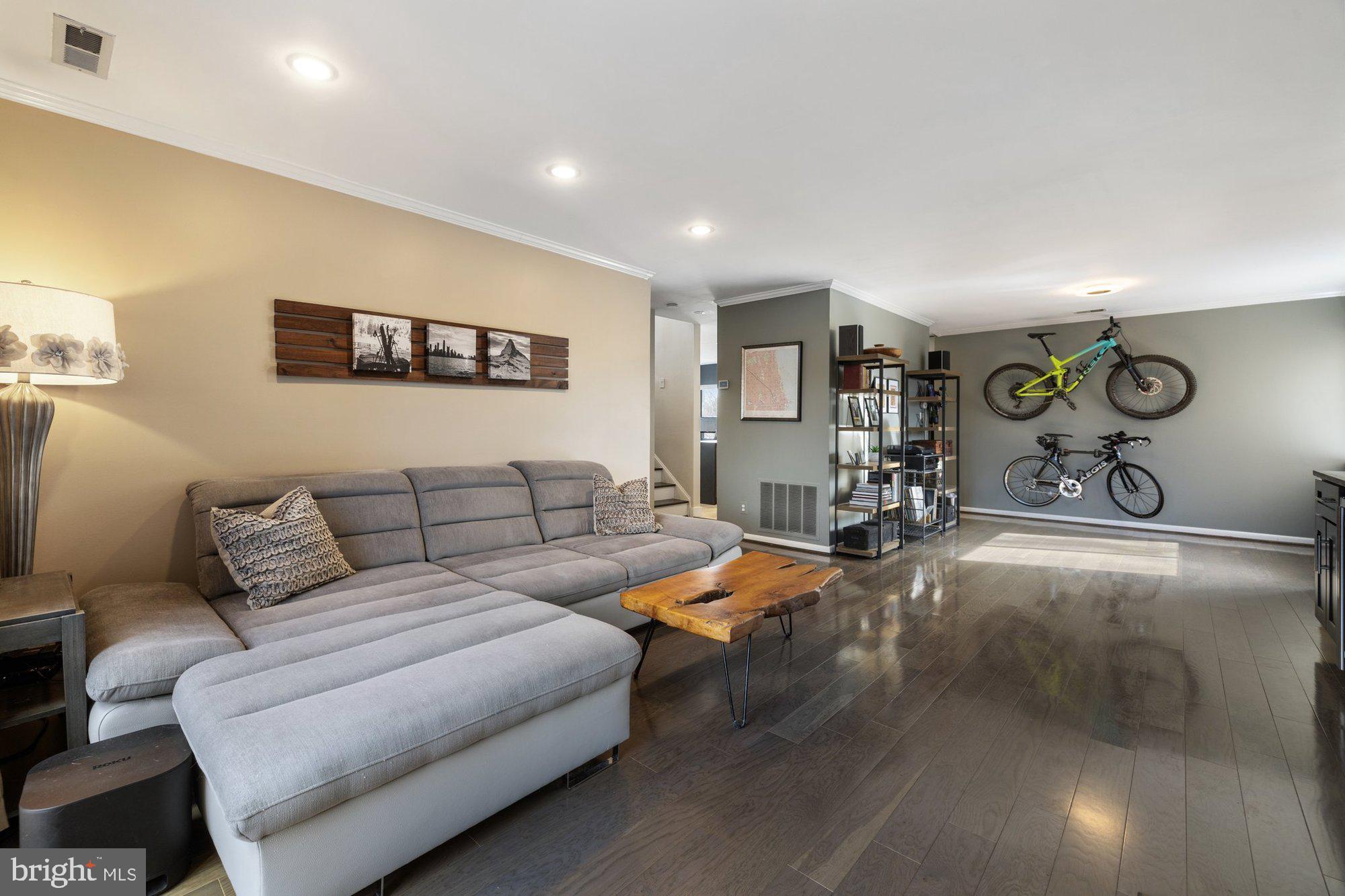 HARBOR POINT - Residential