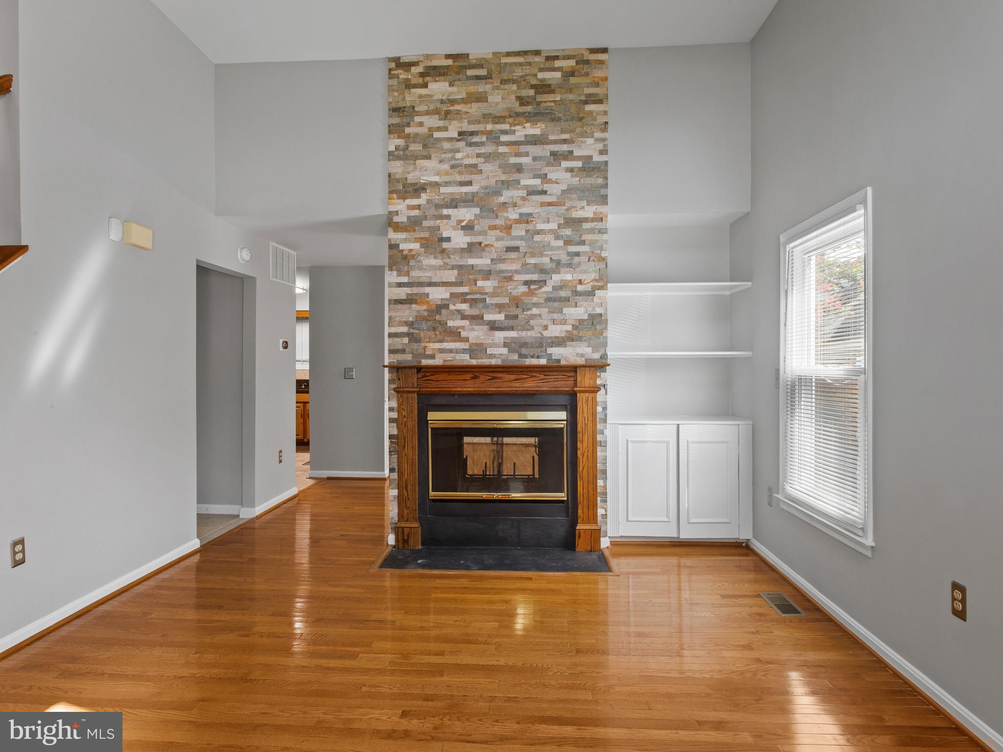 9320 CREEKVIEW DRIVE